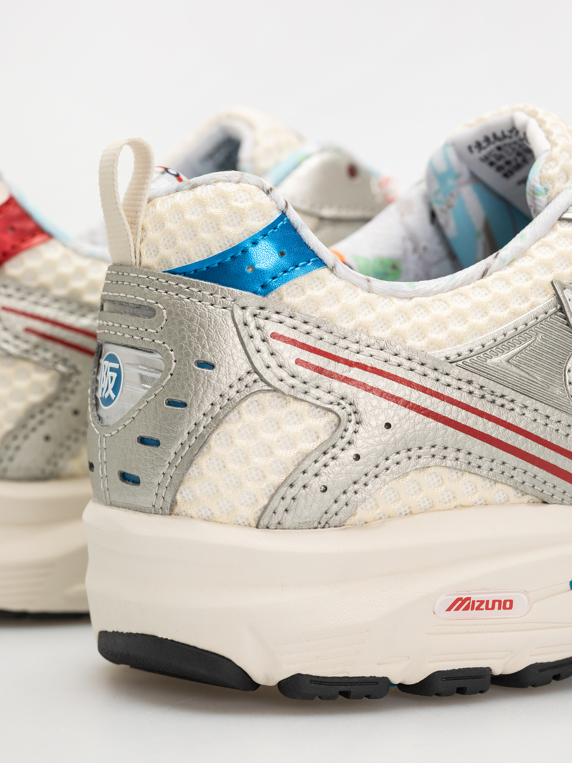 Boty Mizuno MXR (pristine/high risk red/blue pace)