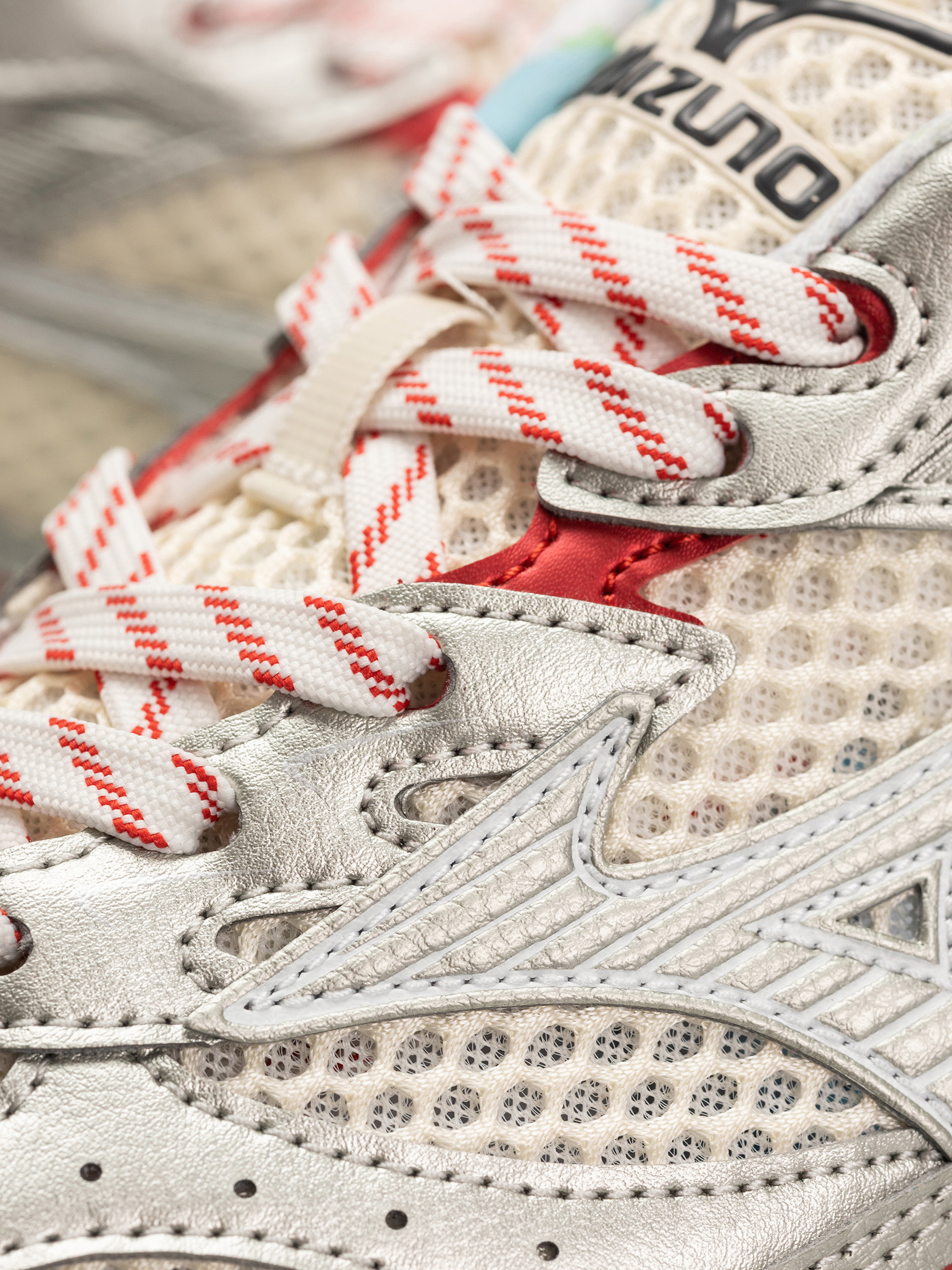 Boty Mizuno MXR (pristine/high risk red/blue pace)