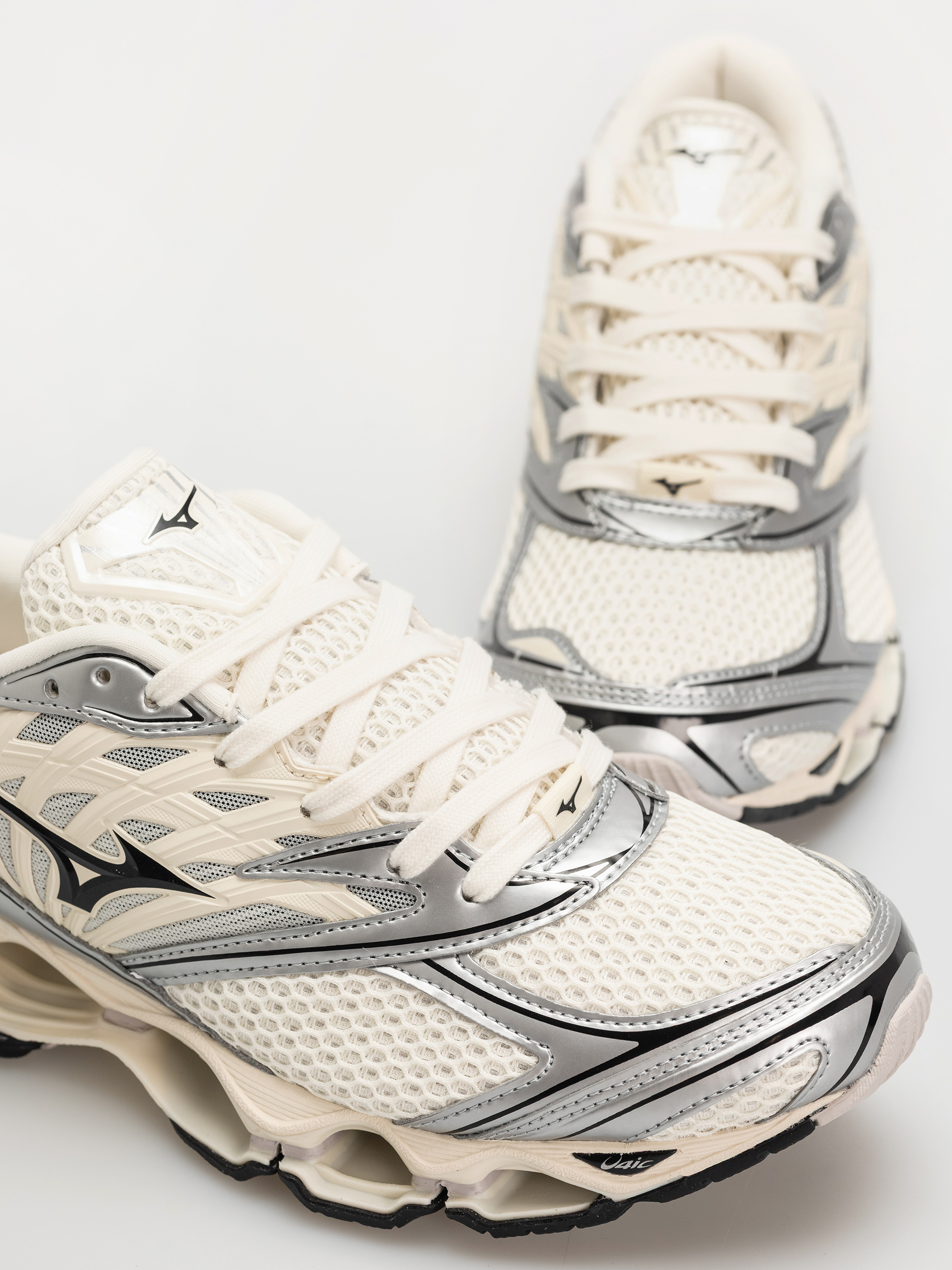 Boty Mizuno Wave Prophecy LS (pristine/black/silver)