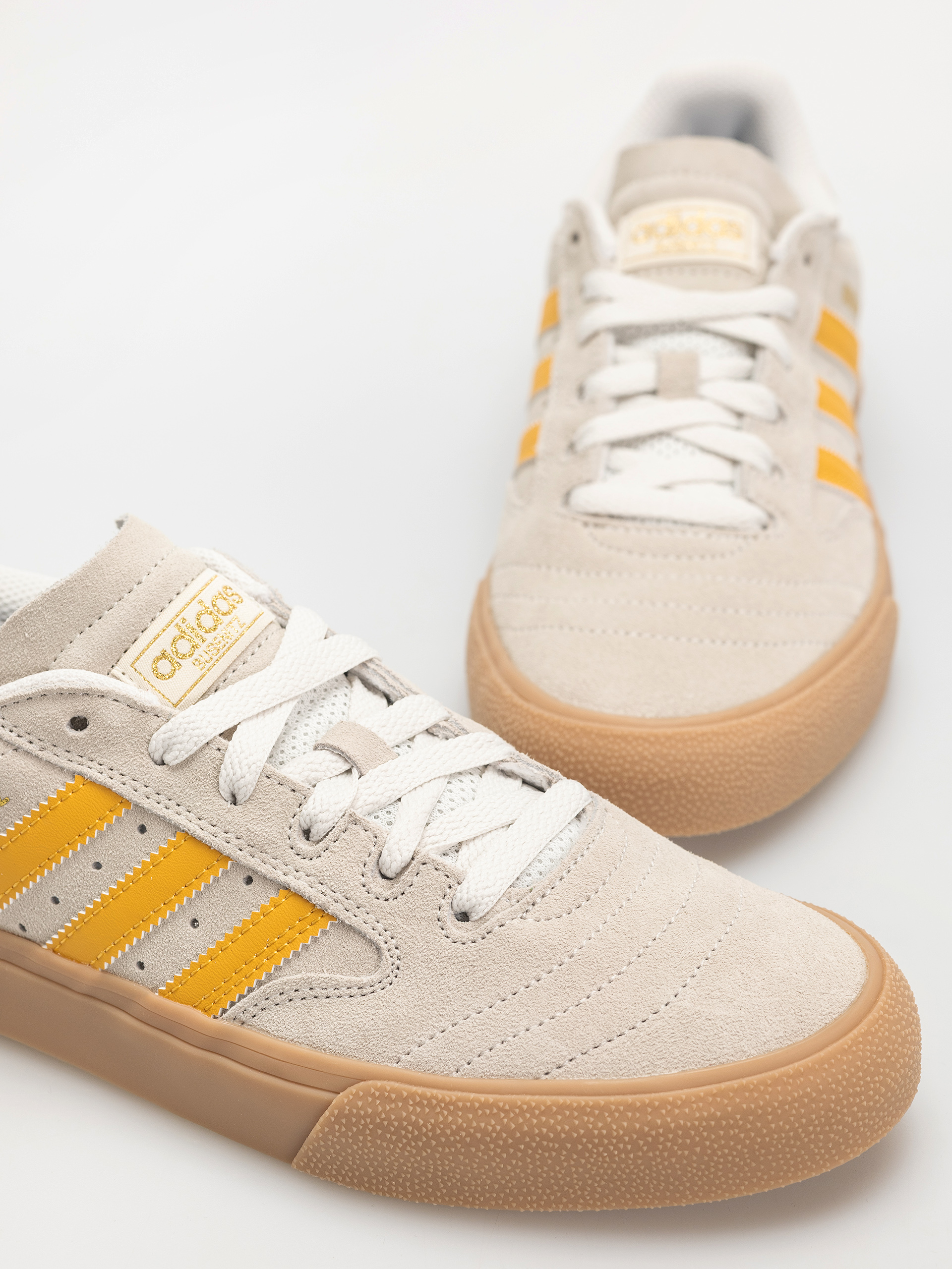 Boty adidas Busenitz Vulc II (crywht/preyel/goldmt)