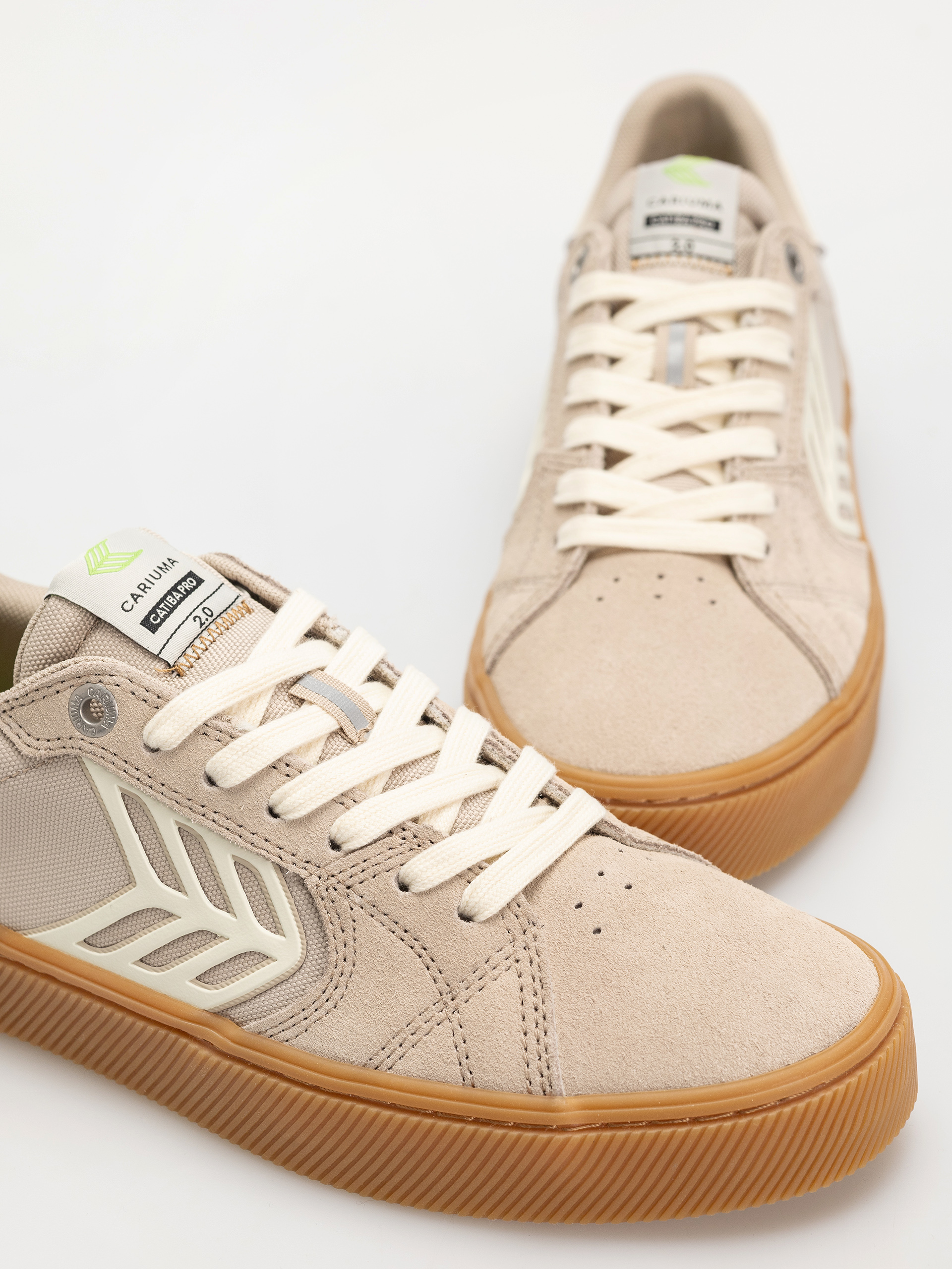 Boty Cariuma Catiba Pro 2.0 (plaza taupe suede and cordura ivory logo)