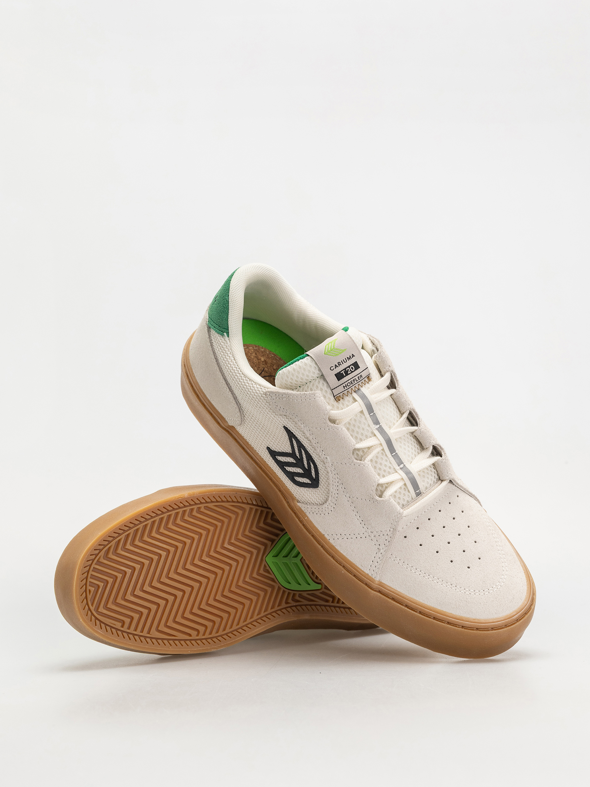 Boty Cariuma T20 Pro (gum smoke white suede and mesh black logo green)