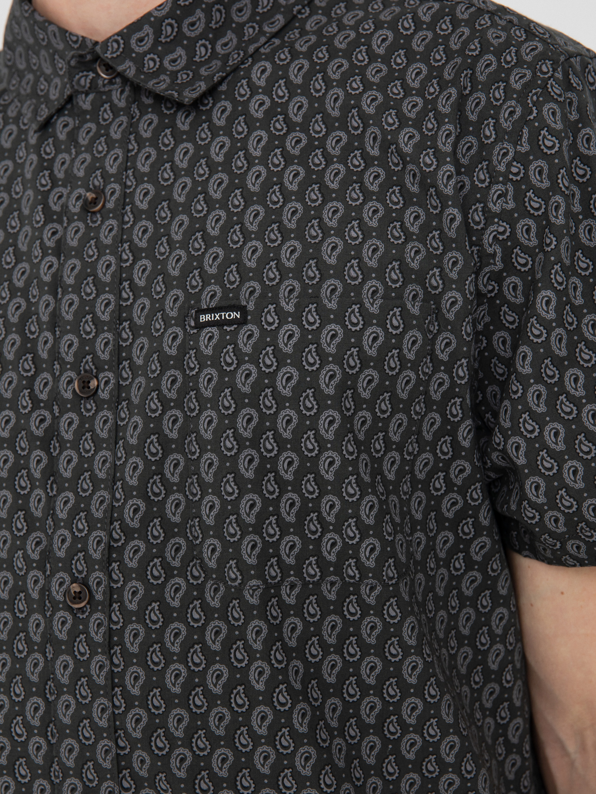 Košile Brixton Charter Print (washed black/paisley)