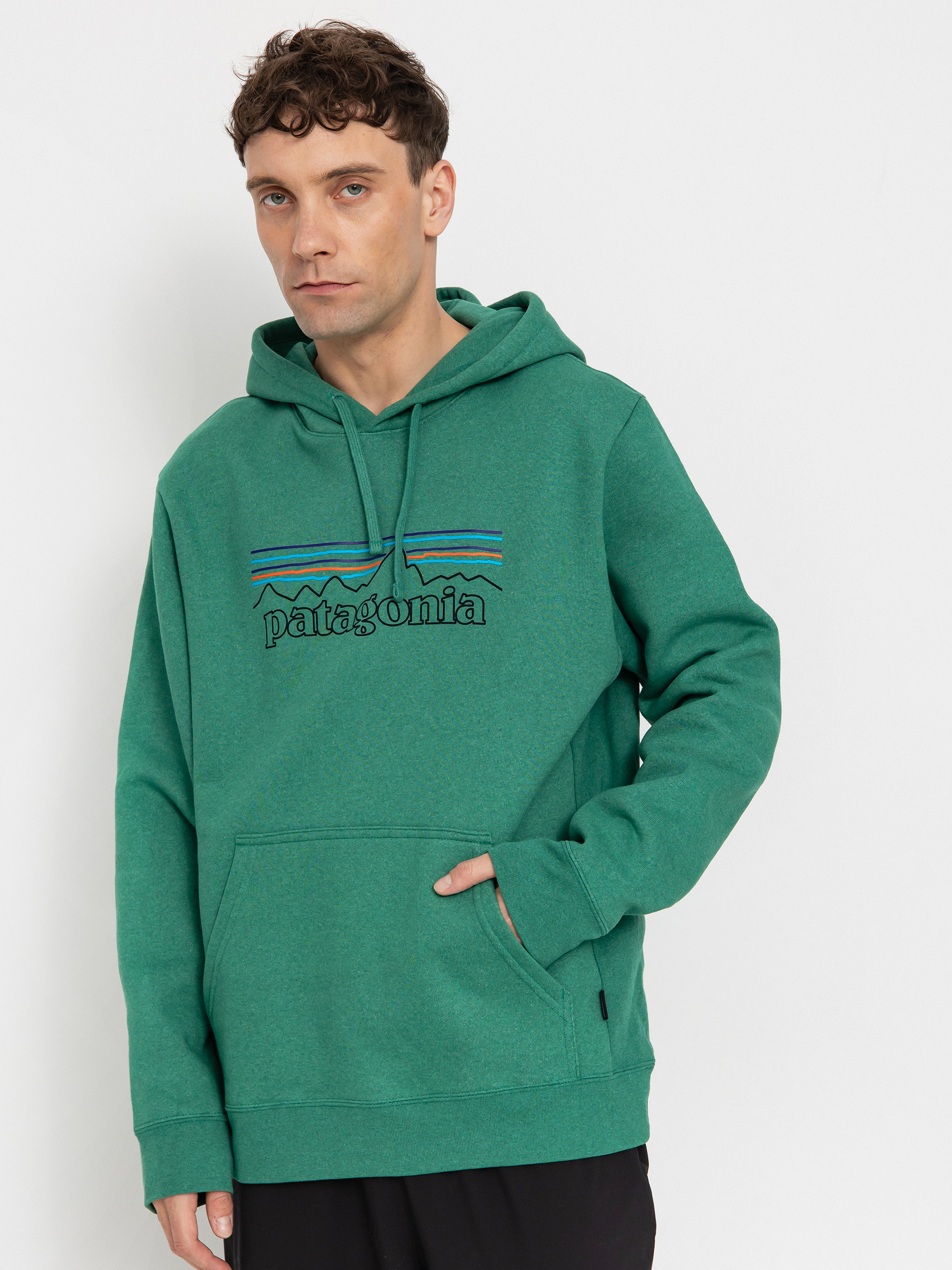 Mikina s kapucí Patagonia P 6 Logo Uprisal HD (p-6 outline/heartleaf green)