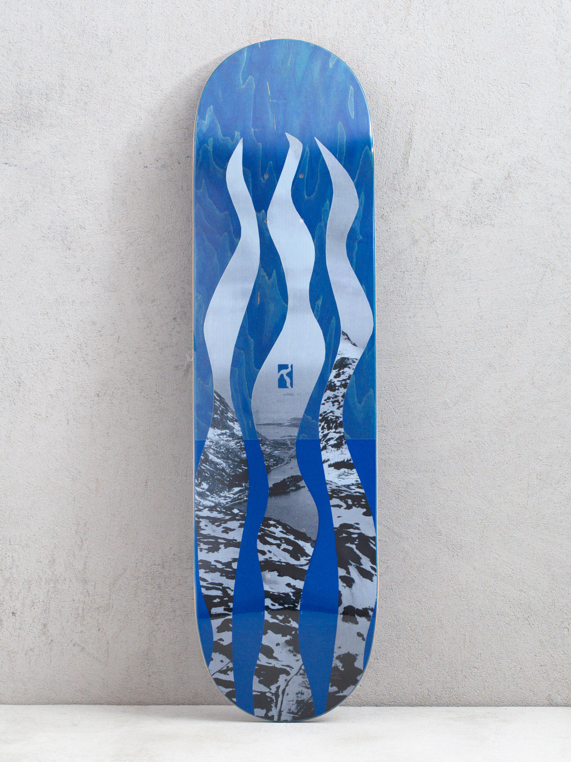 Deska Poetic Collective 3 Flames MC (blue)