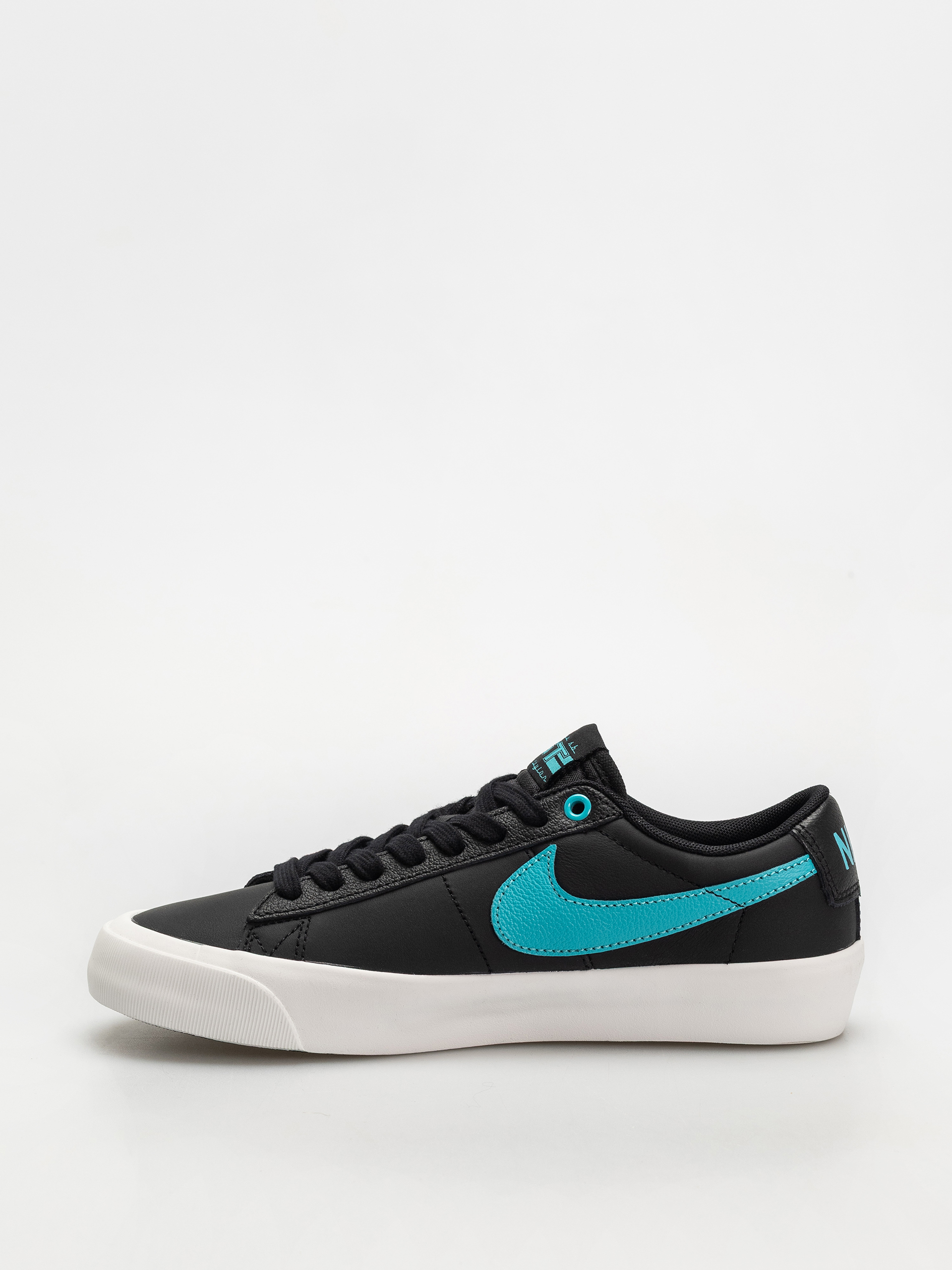 Boty Nike SB Blazer Low Pro Gt (black/dusty cactus black summit white)