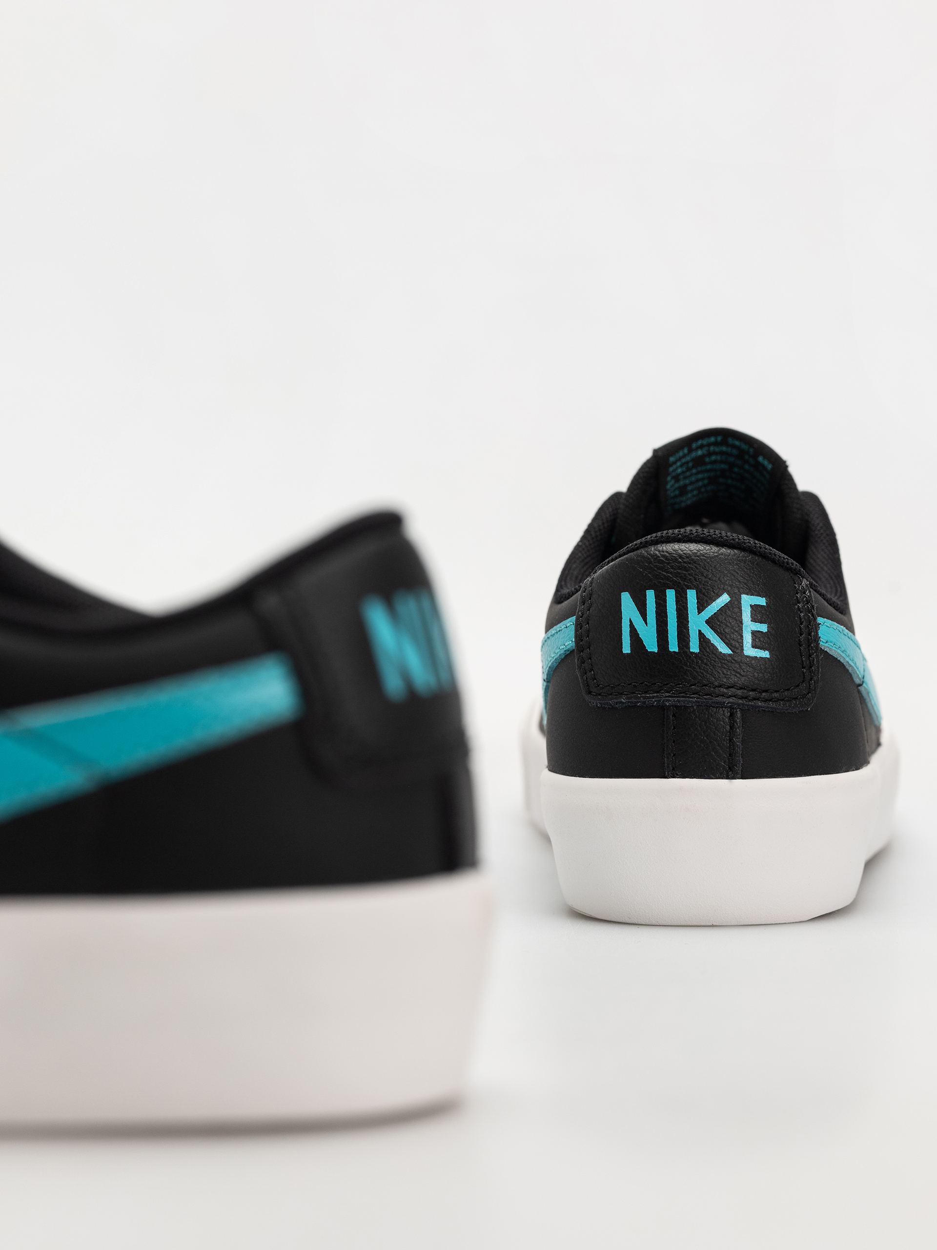Boty Nike SB Blazer Low Pro Gt (black/dusty cactus black summit white)