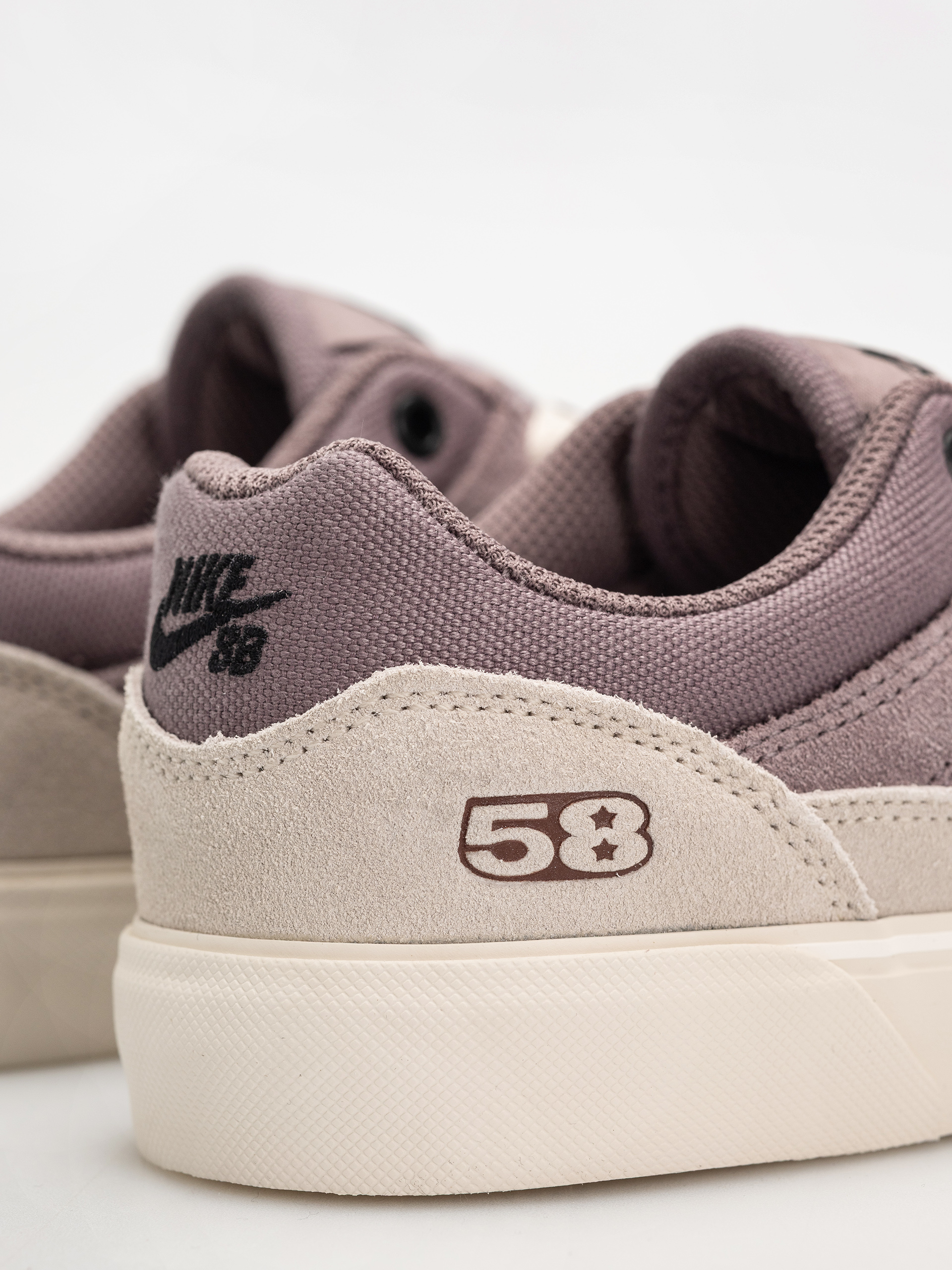 Boty Nike SB Malor TE (taupe grey/black lt orewood brn cinnamon)