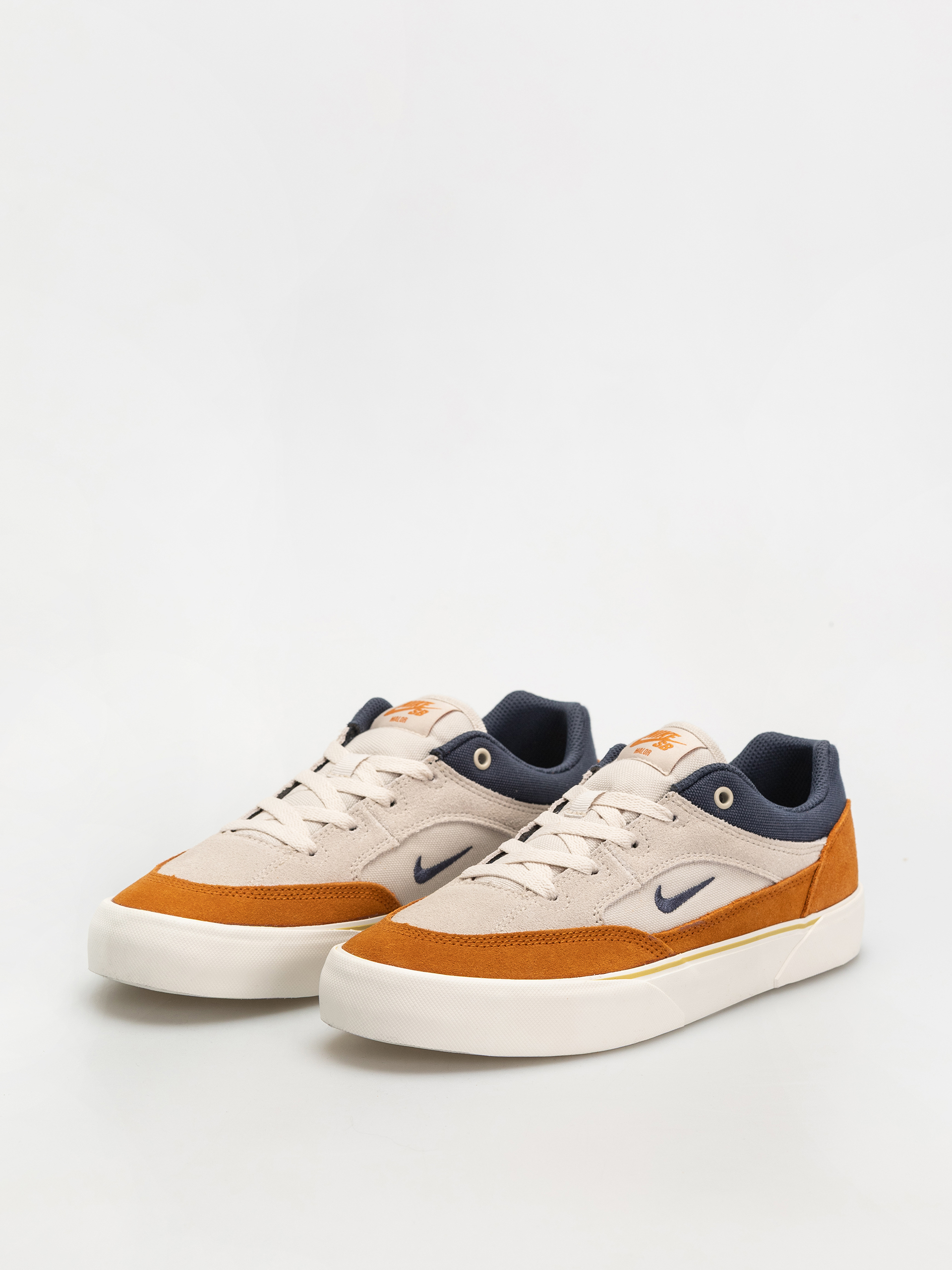 Boty Nike SB Malor (lt orewood brn/thunder blue monarch sail)