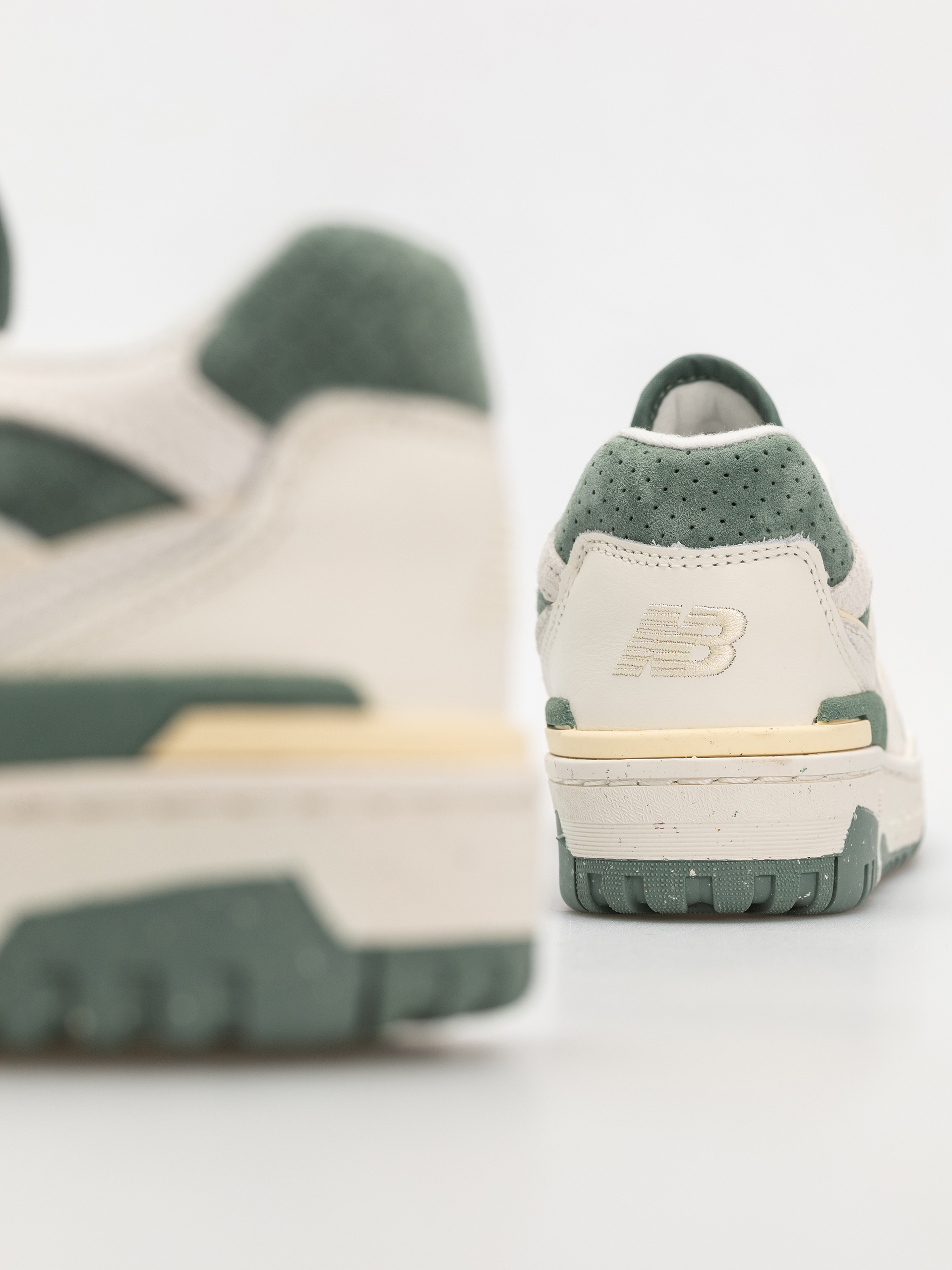 Boty New Balance 550 Wmn (sea salt)