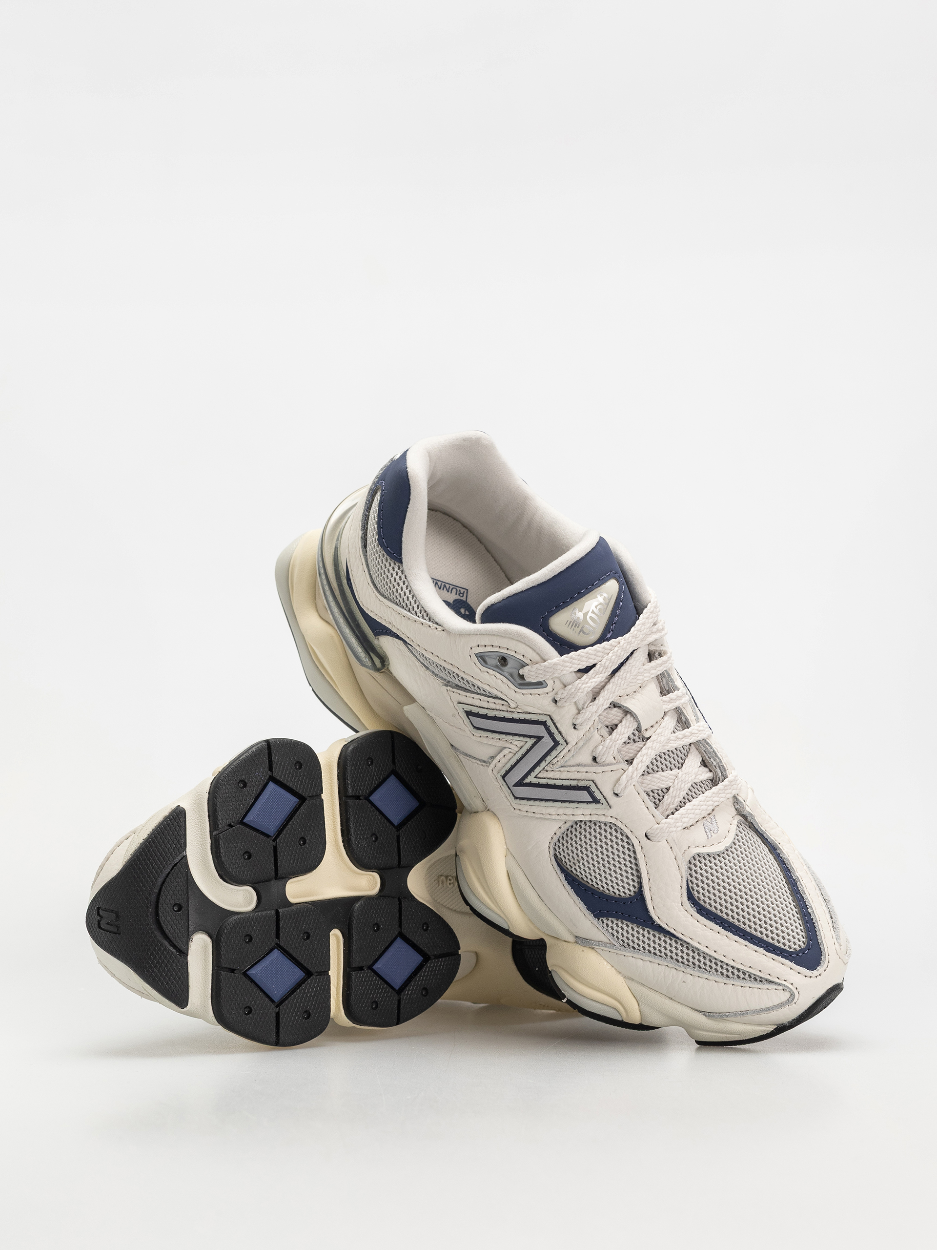 Boty New Balance 9060 (sea salt)