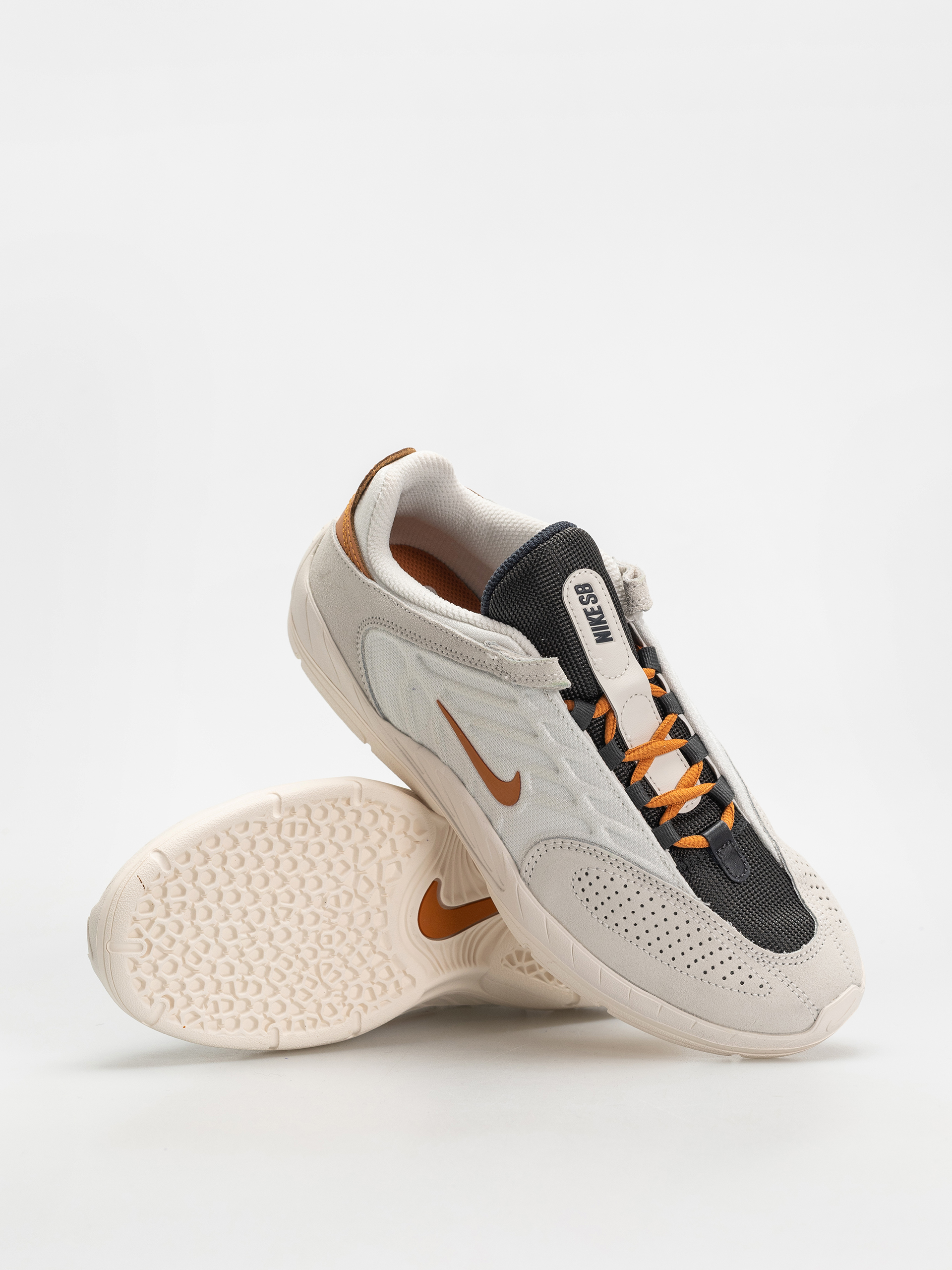 Boty Nike SB Vertebrae (summit white/monarch phantom)