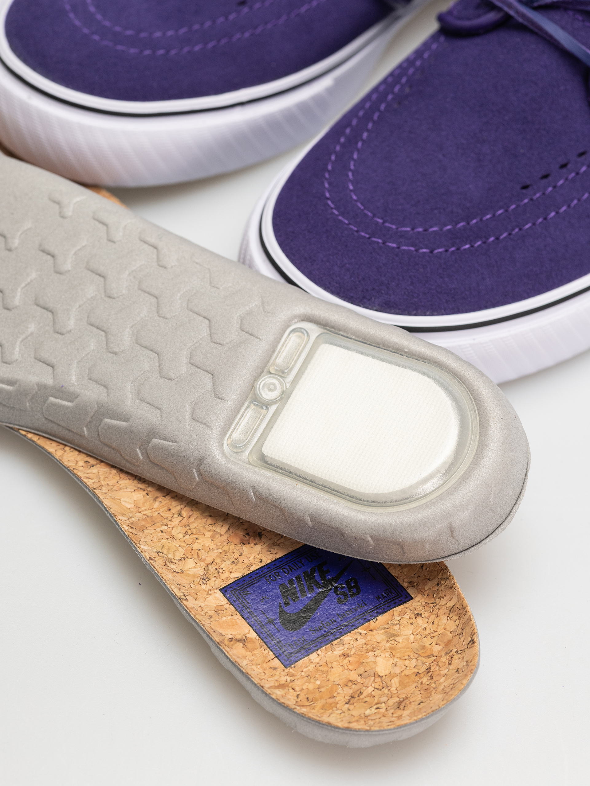 Boty Nike SB Zoom Janoski Og+ (court purple/black court purple white)