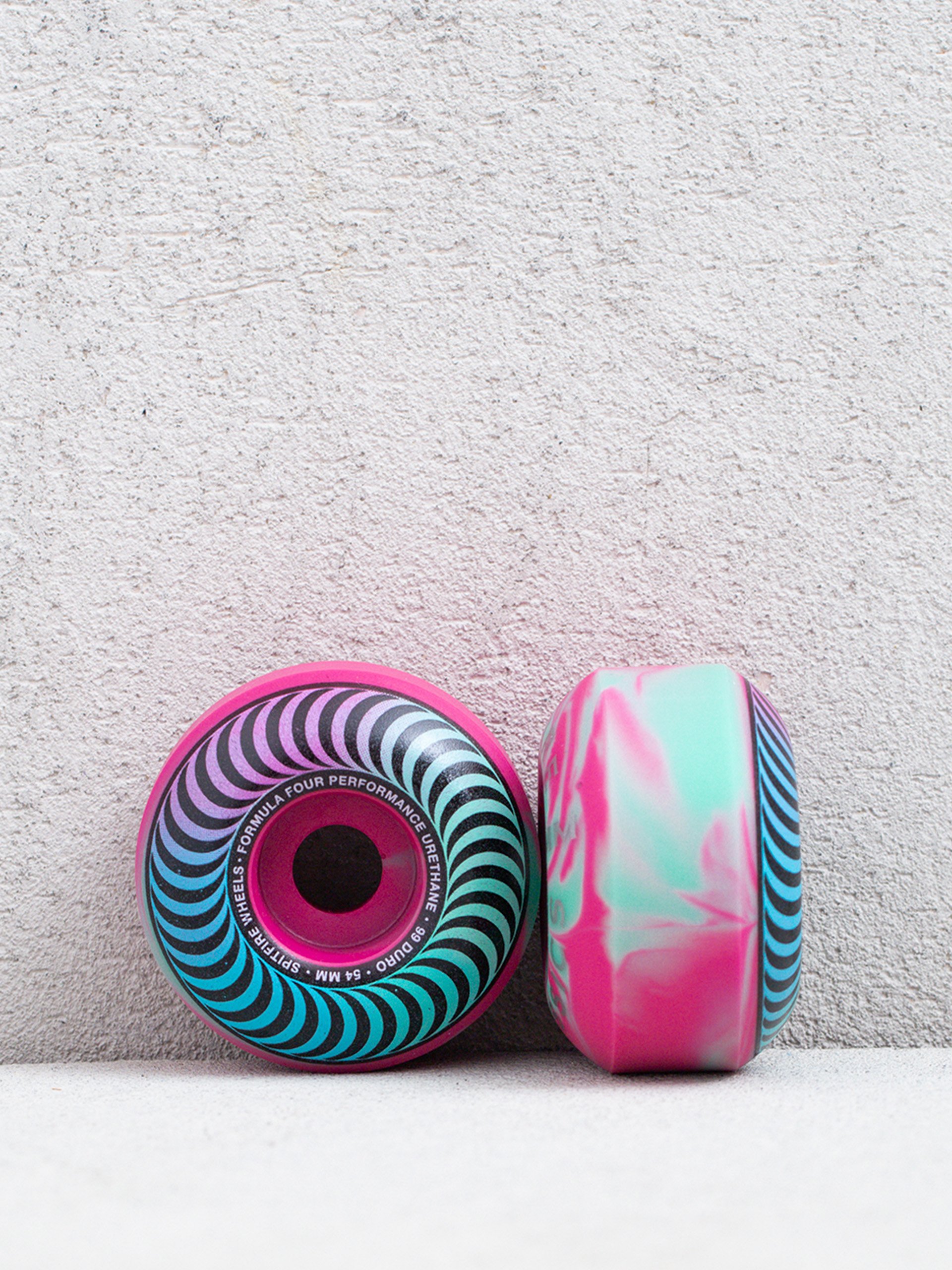 Kolečka Spitfire F4 99D Classic (pink/teal)