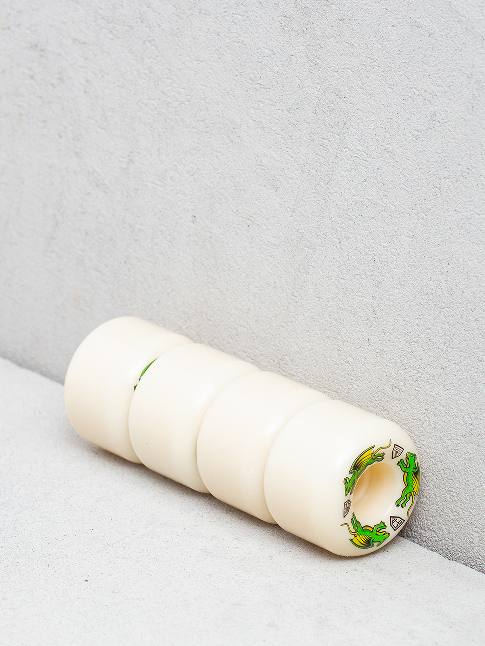 Kolečka Powell Peralta WL PP Dragon Formula Nano Rat A2 97A (off white)