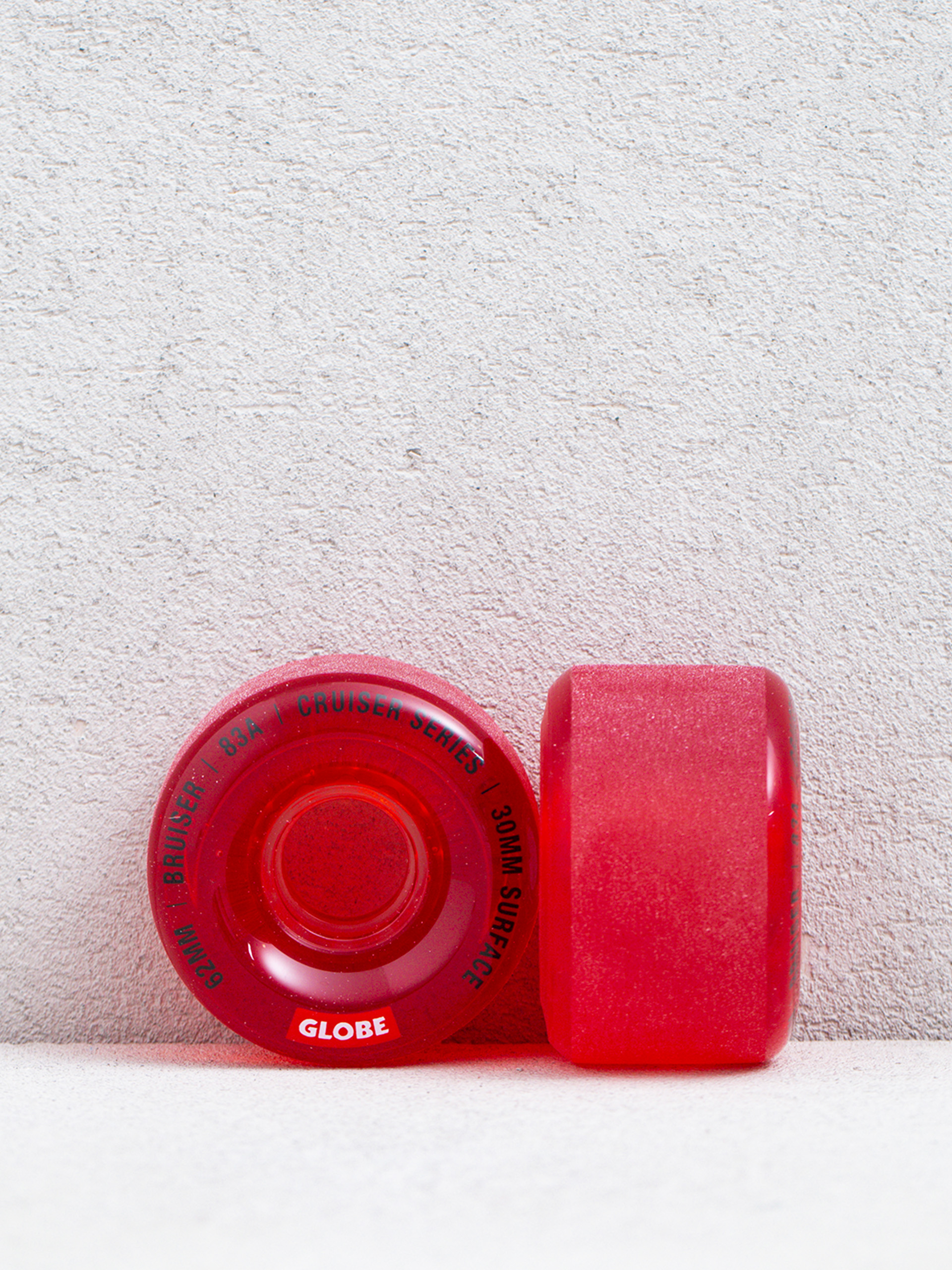 Kolečka Globe Bruiser (clear red)