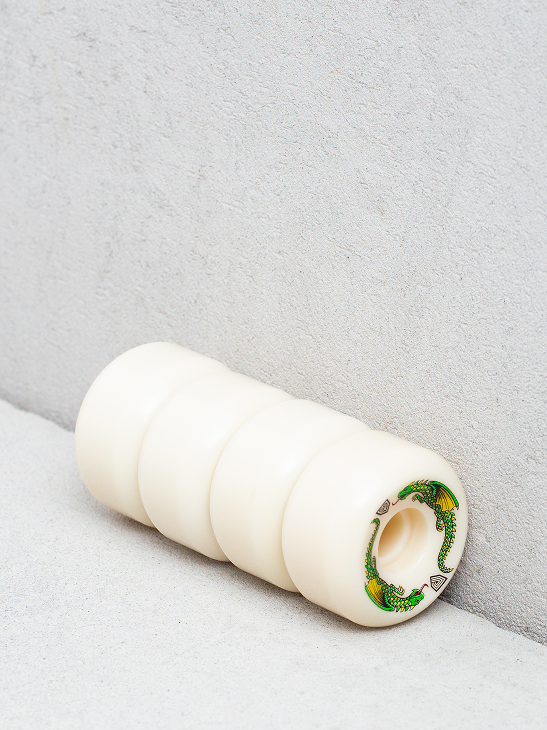 Kolečka Powell Peralta WL PP Dragon Formula Side Cut RB2 93A (off white)