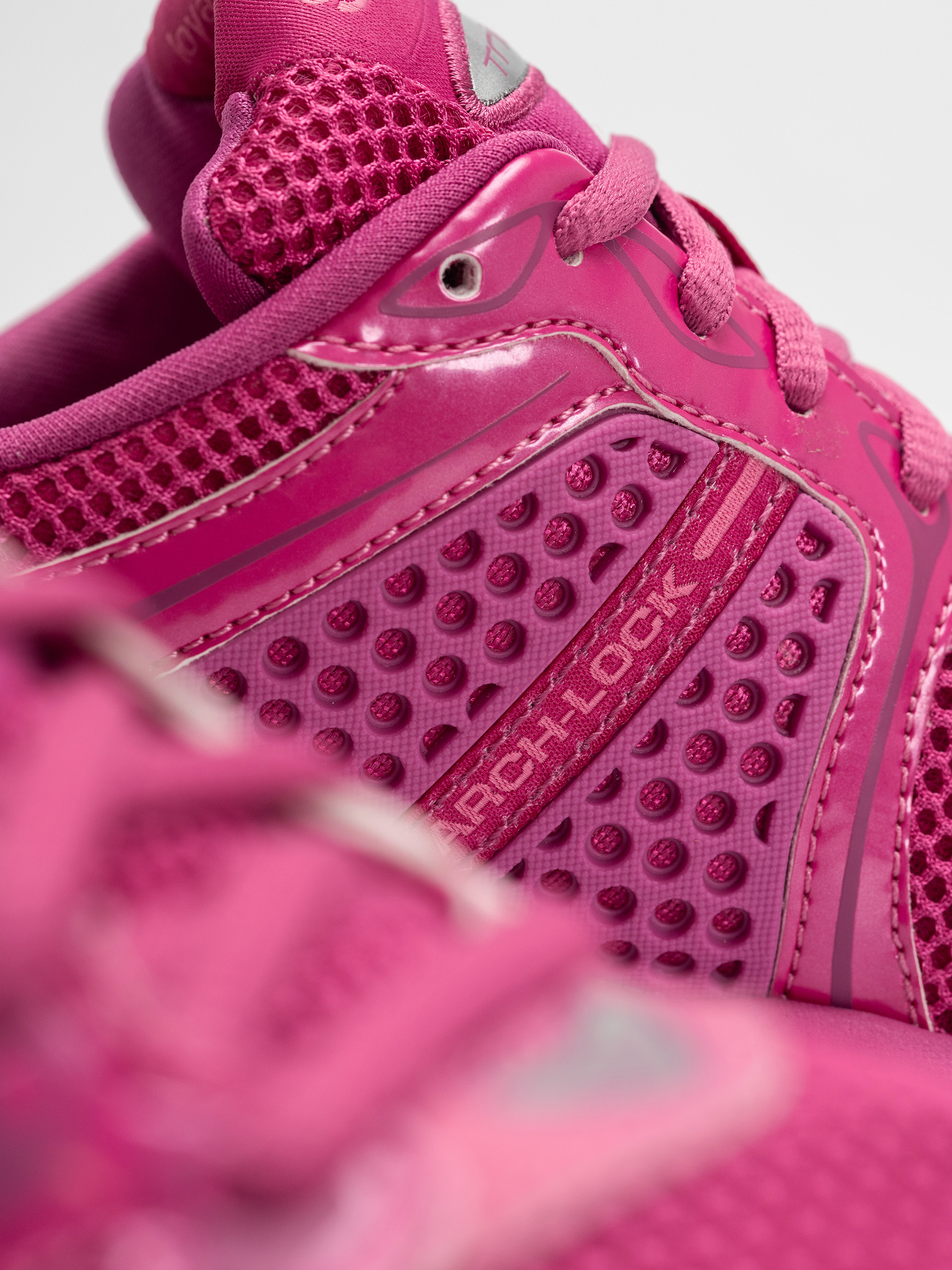 Boty Saucony Progrid Triumph 4 (pink)