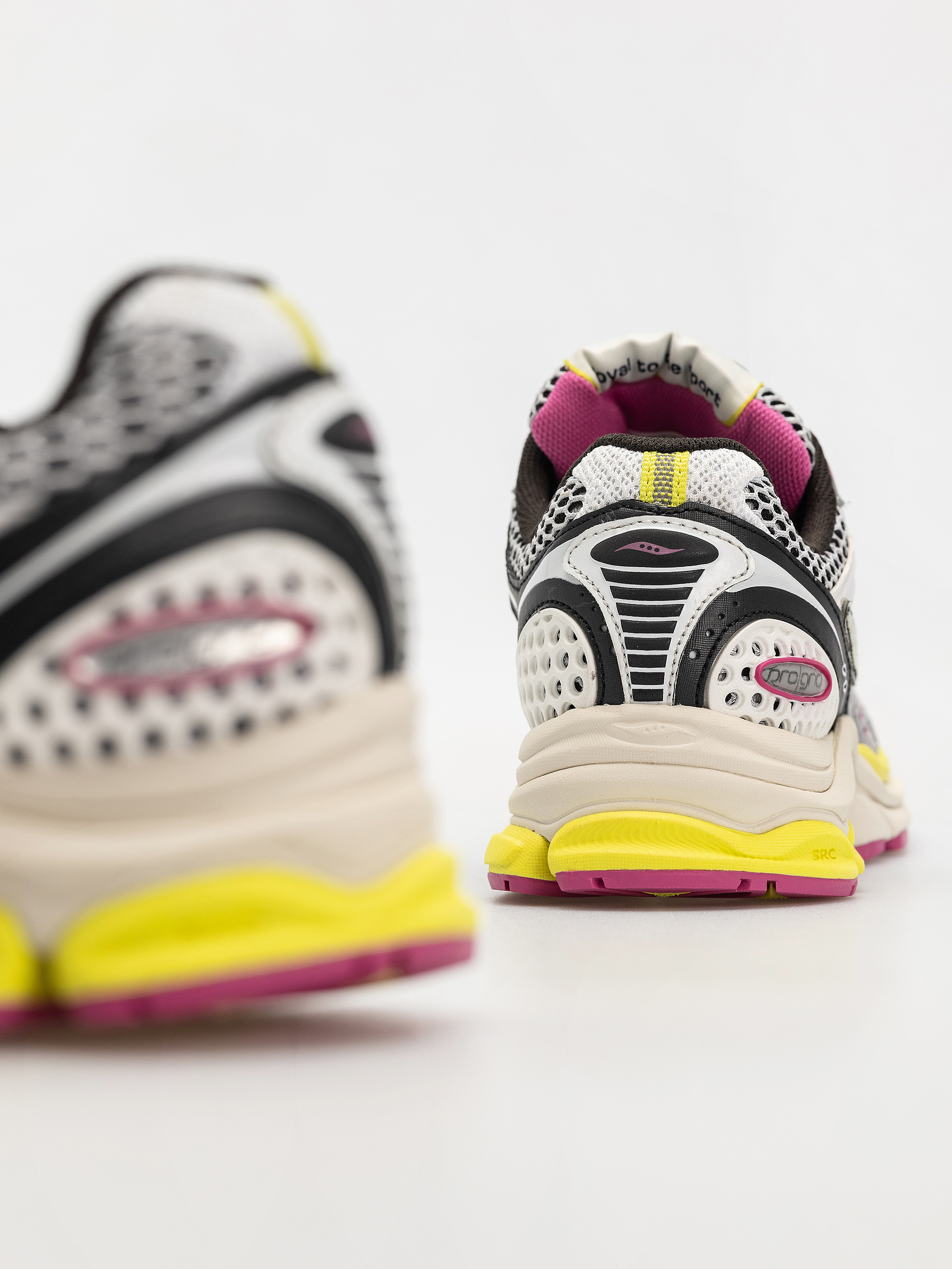 Boty Saucony Progrid Triumph 4 (white/fluo)