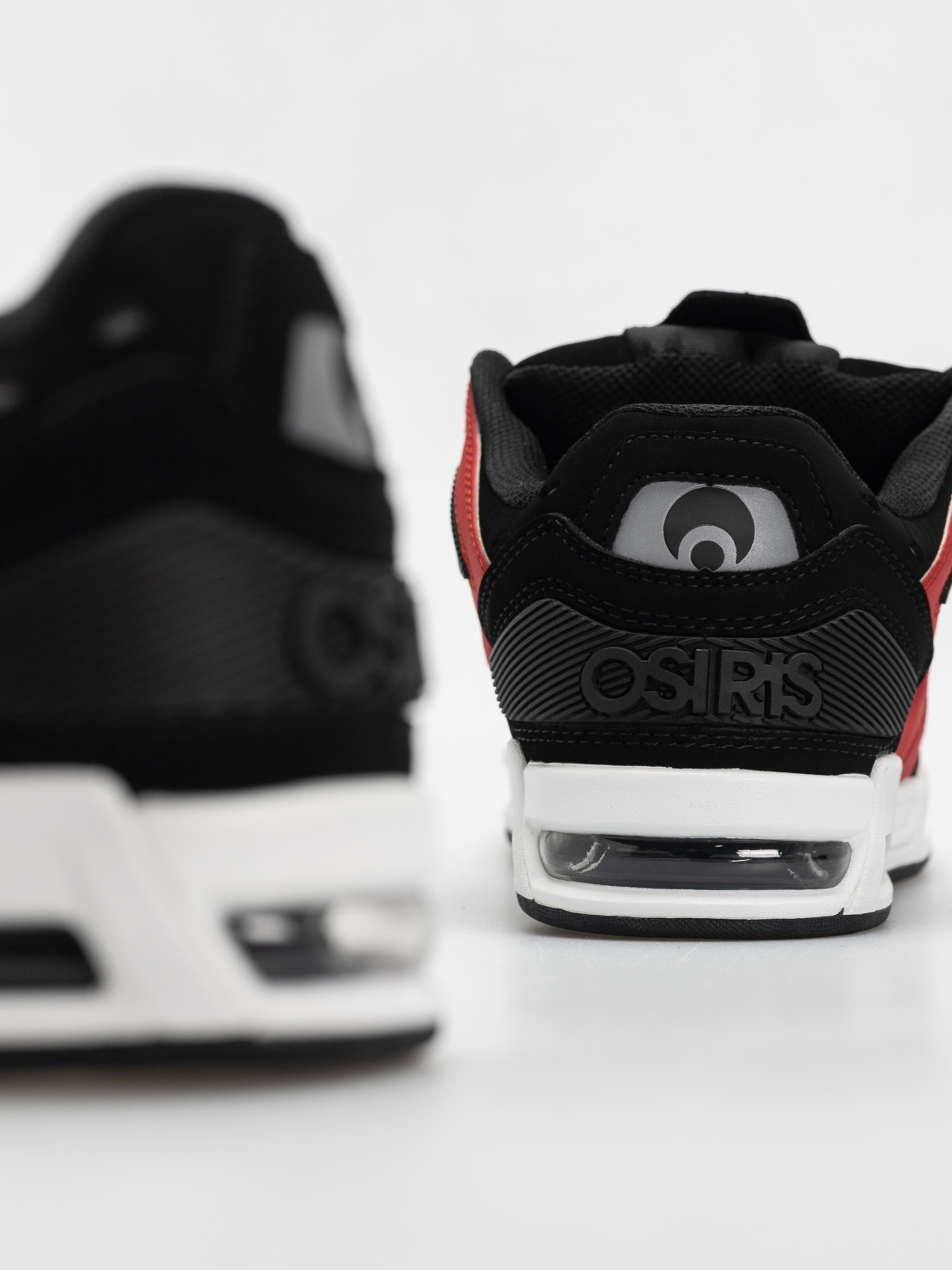 Boty Osiris Peril (black/white/red)