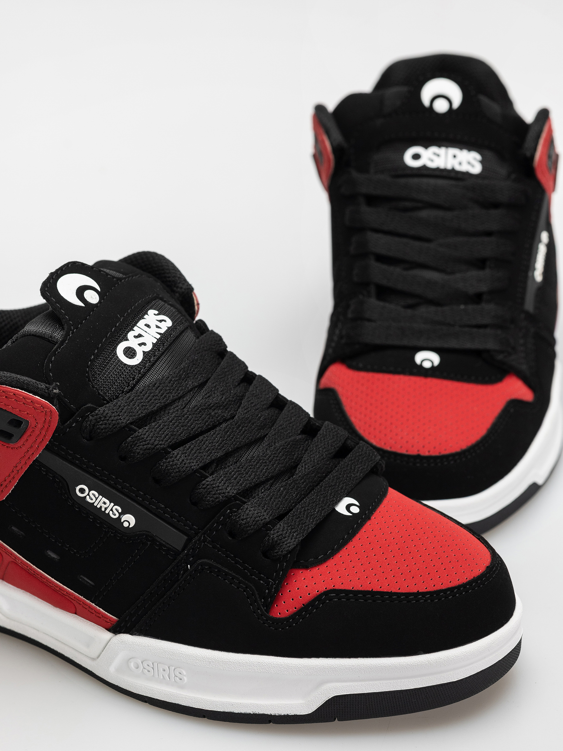 Boty Osiris Peril (black/white/red)