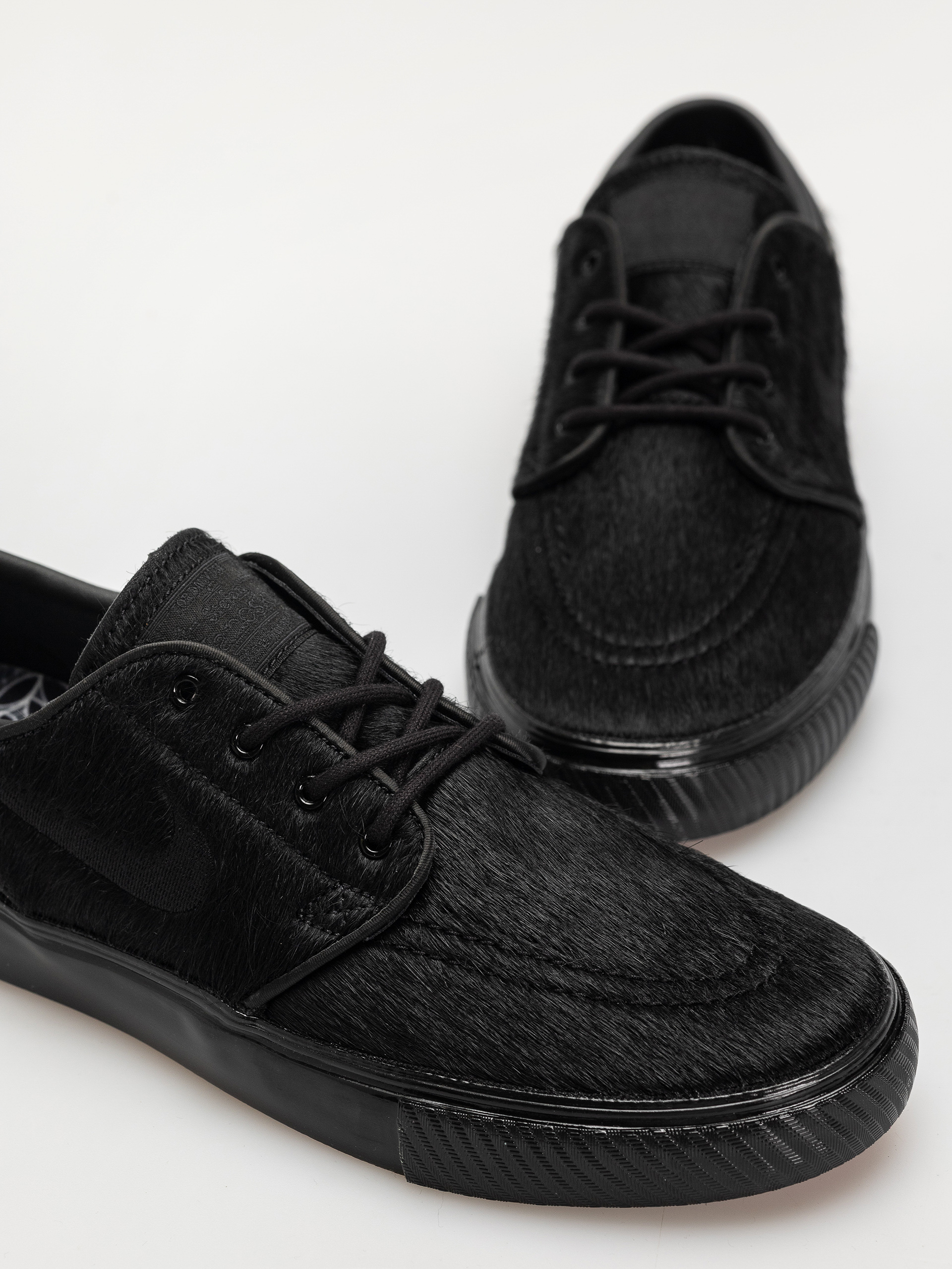 Boty Nike SB Zoom Janoski Og+ SE (black/black off noir black)