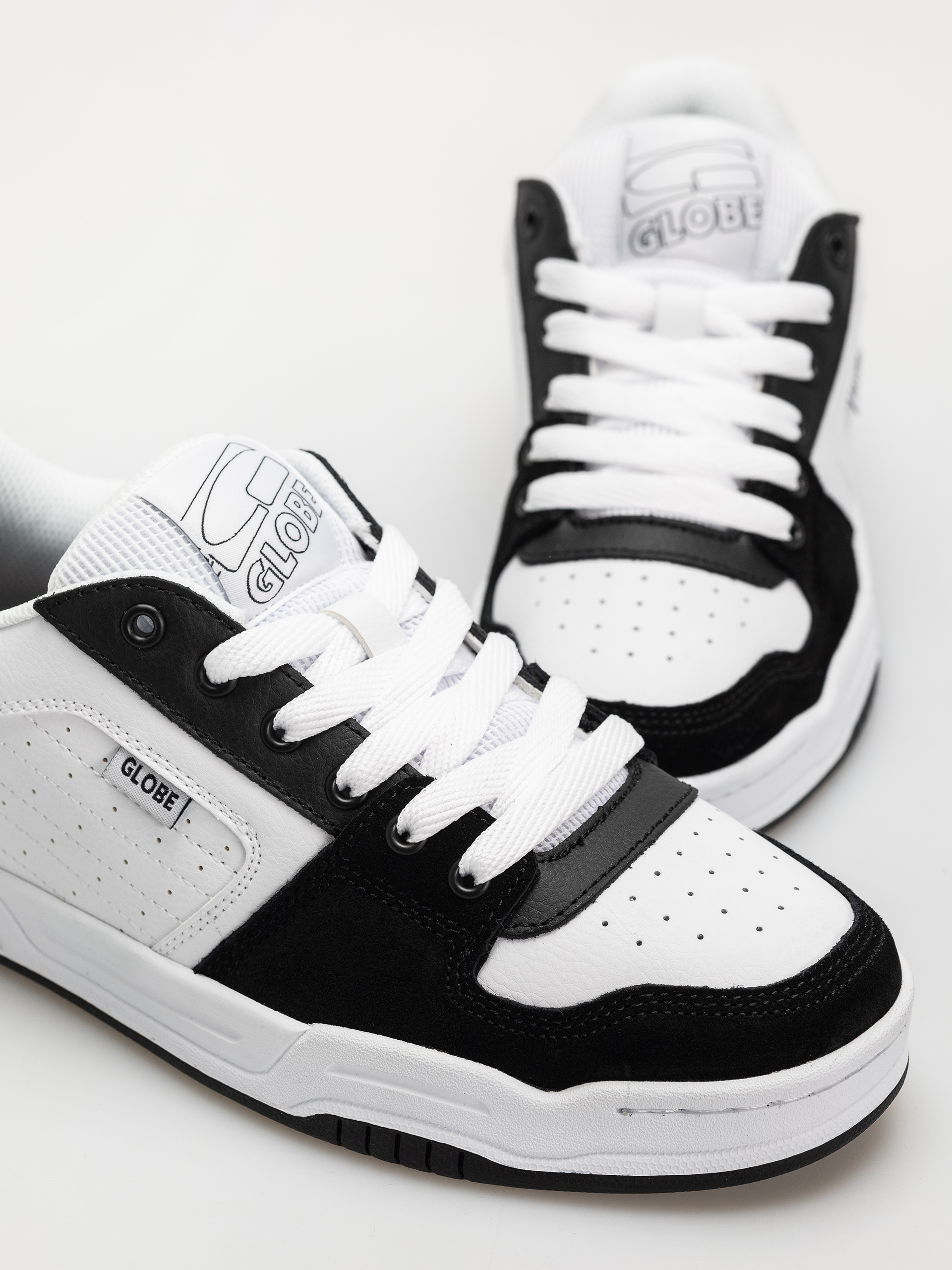 Boty Globe Mojo 2.0 (black white)