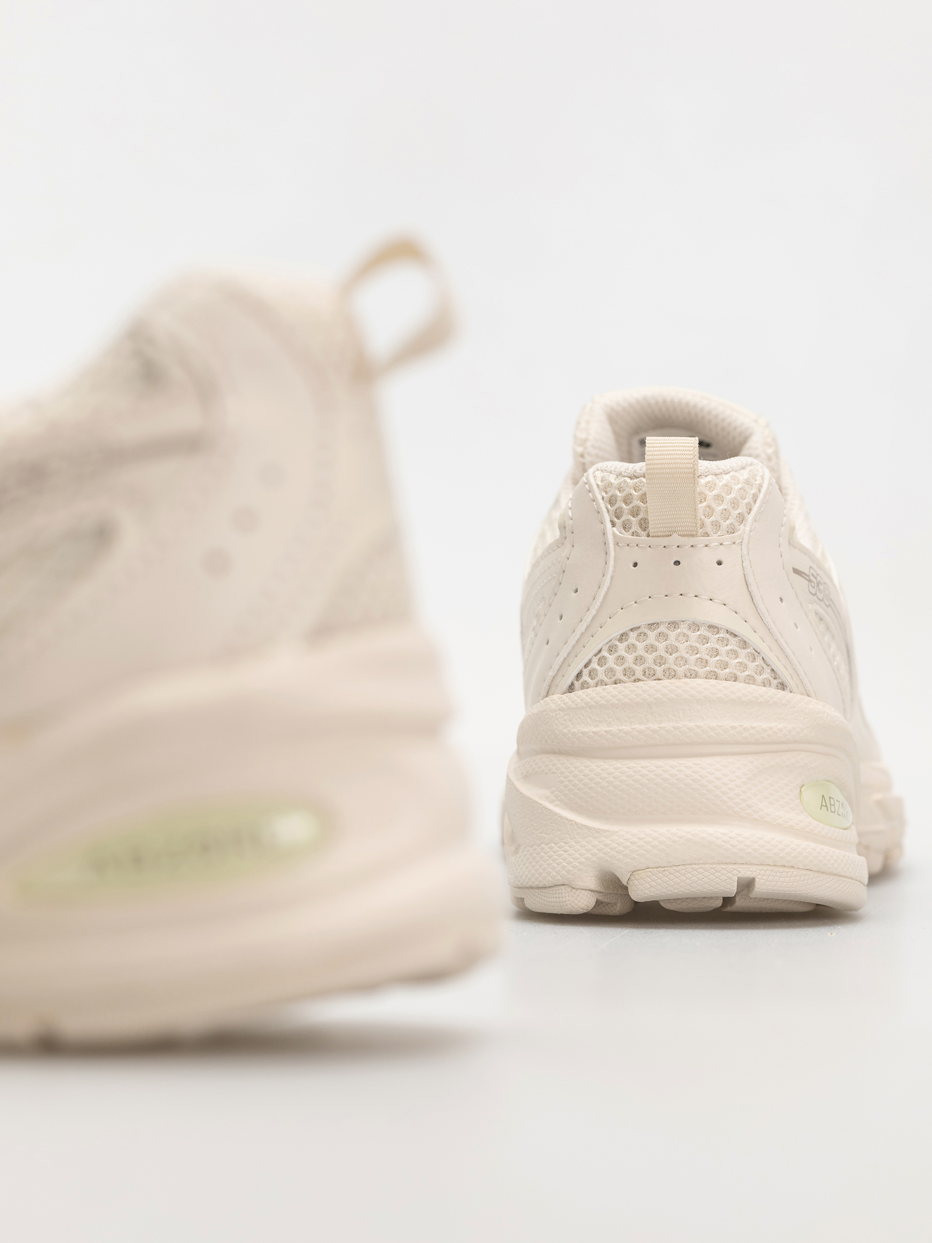 Boty New Balance 530 JR (linen)