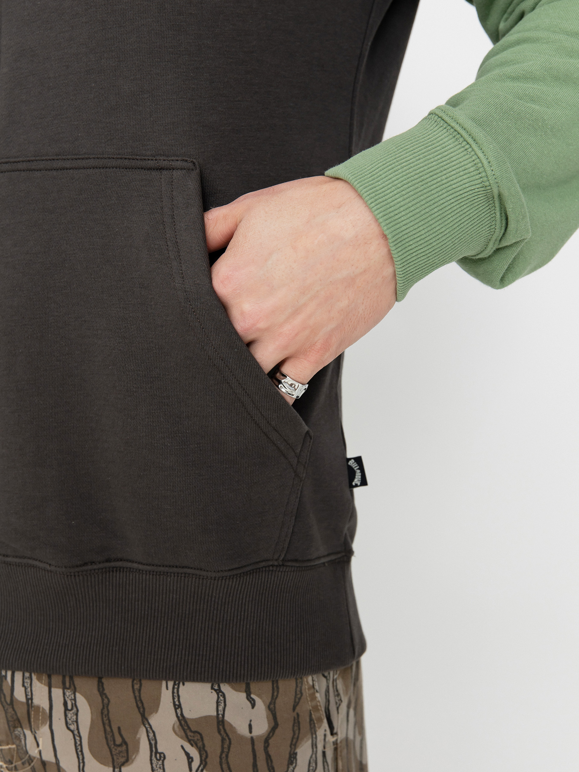 Mikina s kapucí Billabong Arch Block HD (raven)