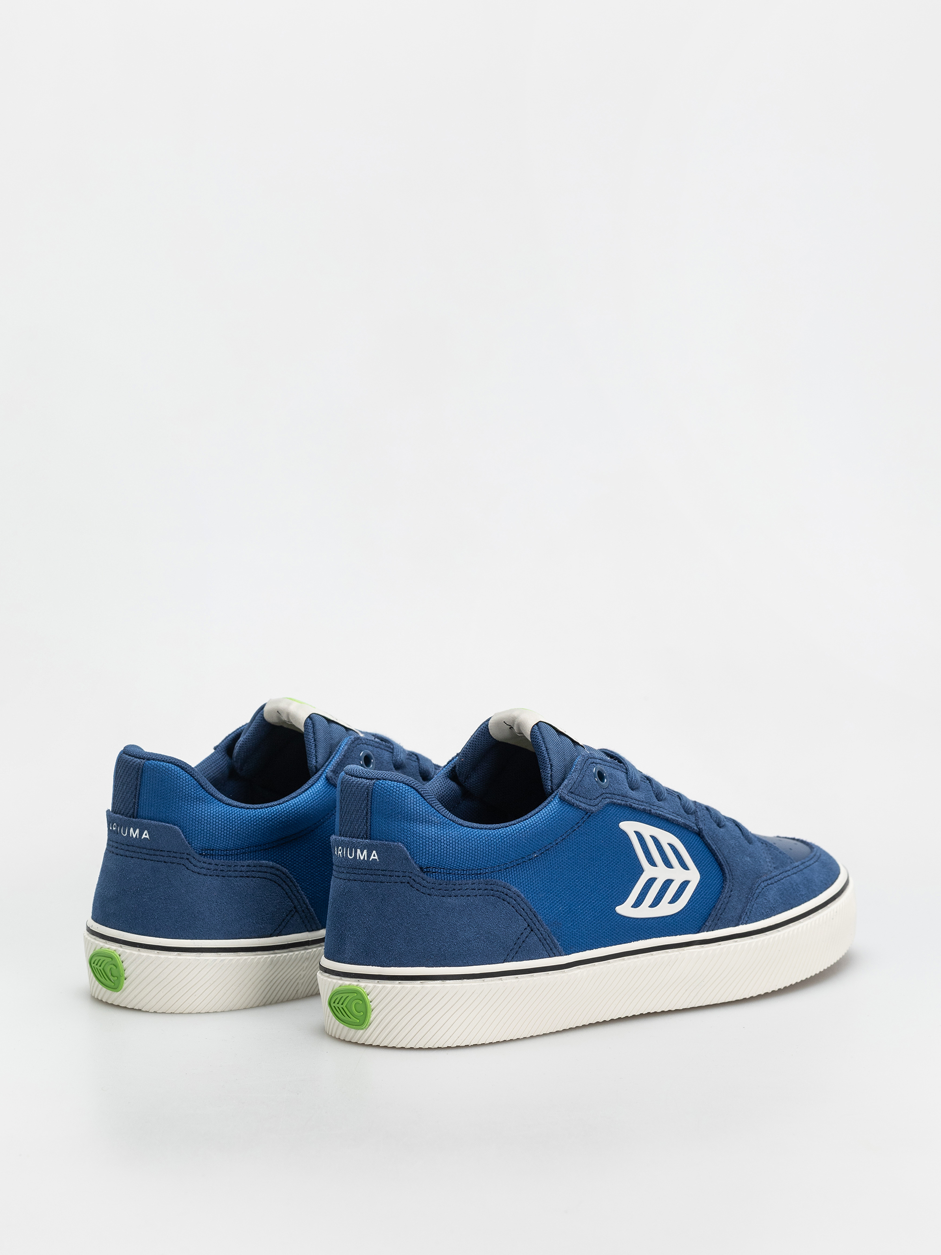 Boty Cariuma Vallely Pro (mystery blue suede and cordura off white logo)