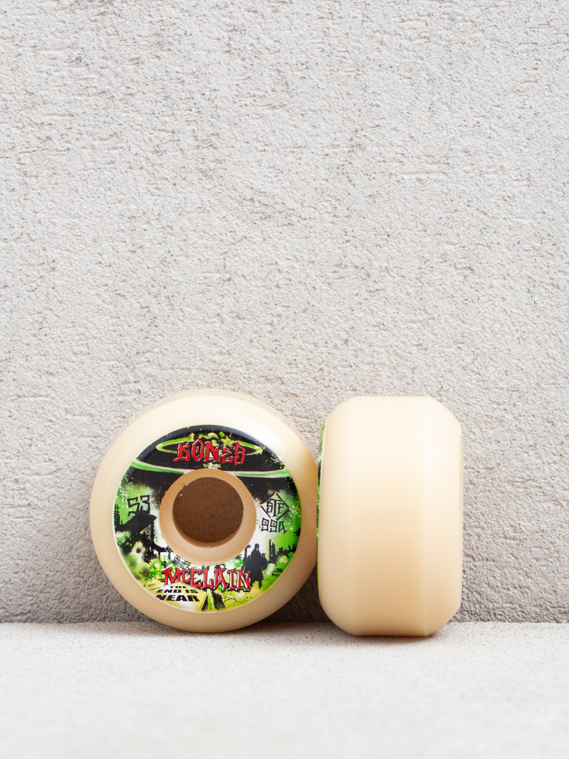 Kolečka Bones Mcclain Apolcalypse V5 Sdecut Stf 99A (white/green)