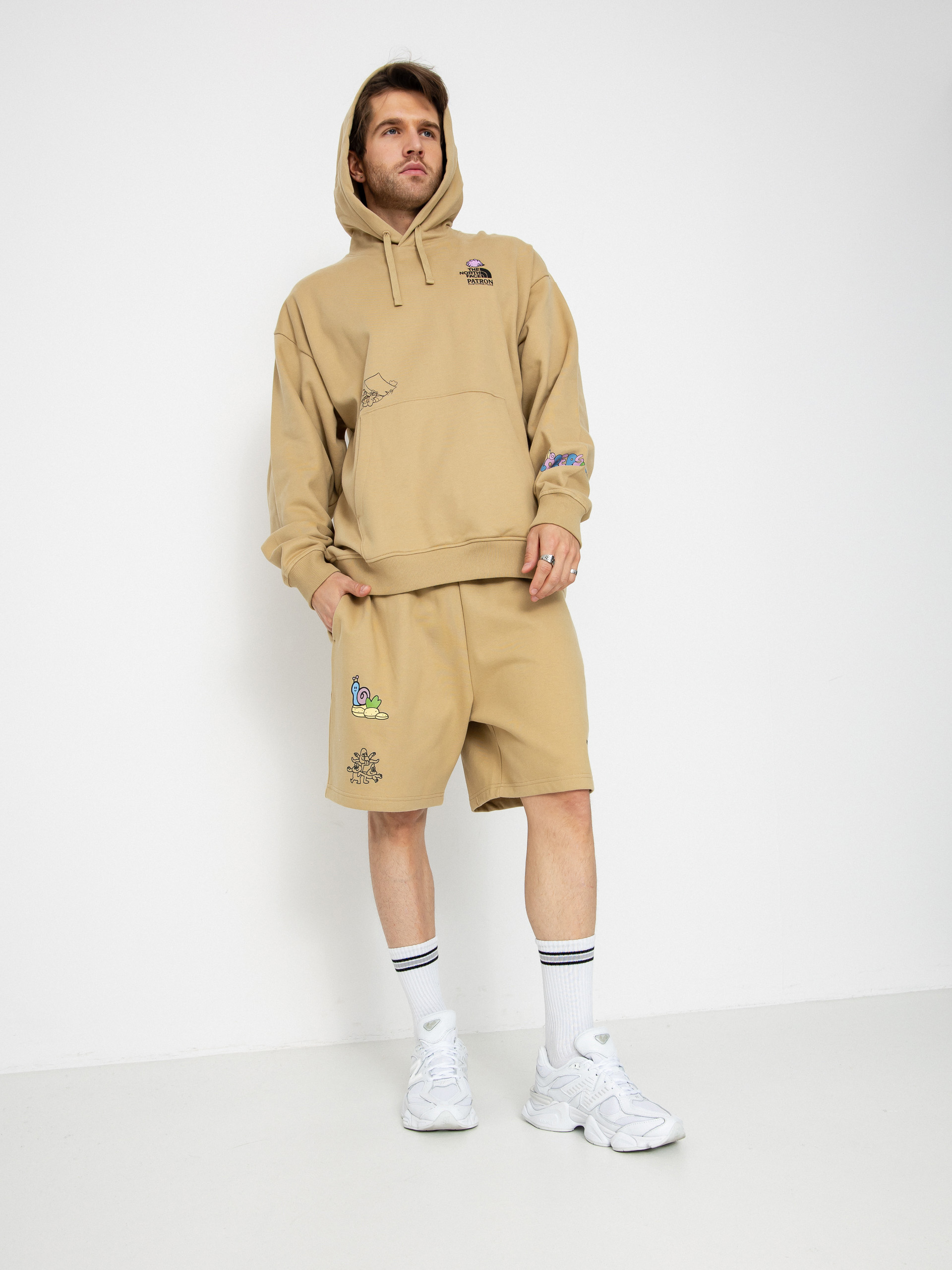 Mikina s kapucí The North Face Mountain Cleanup Oversized HD (khaki stone)