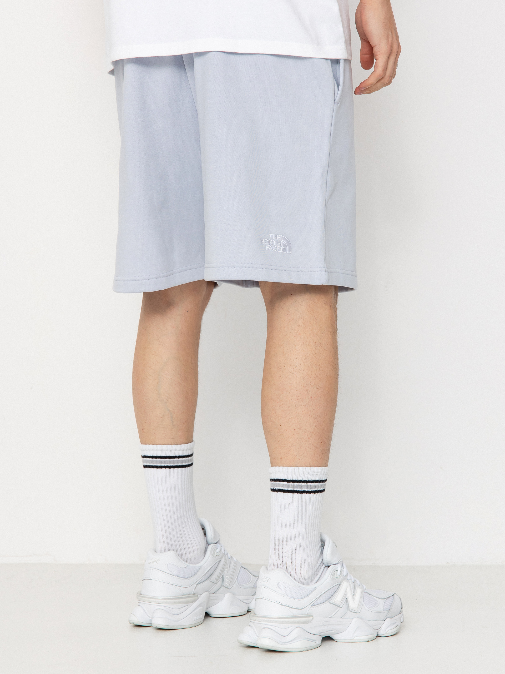 Kraťasy The North Face Essential Relaxed (mystic haze)