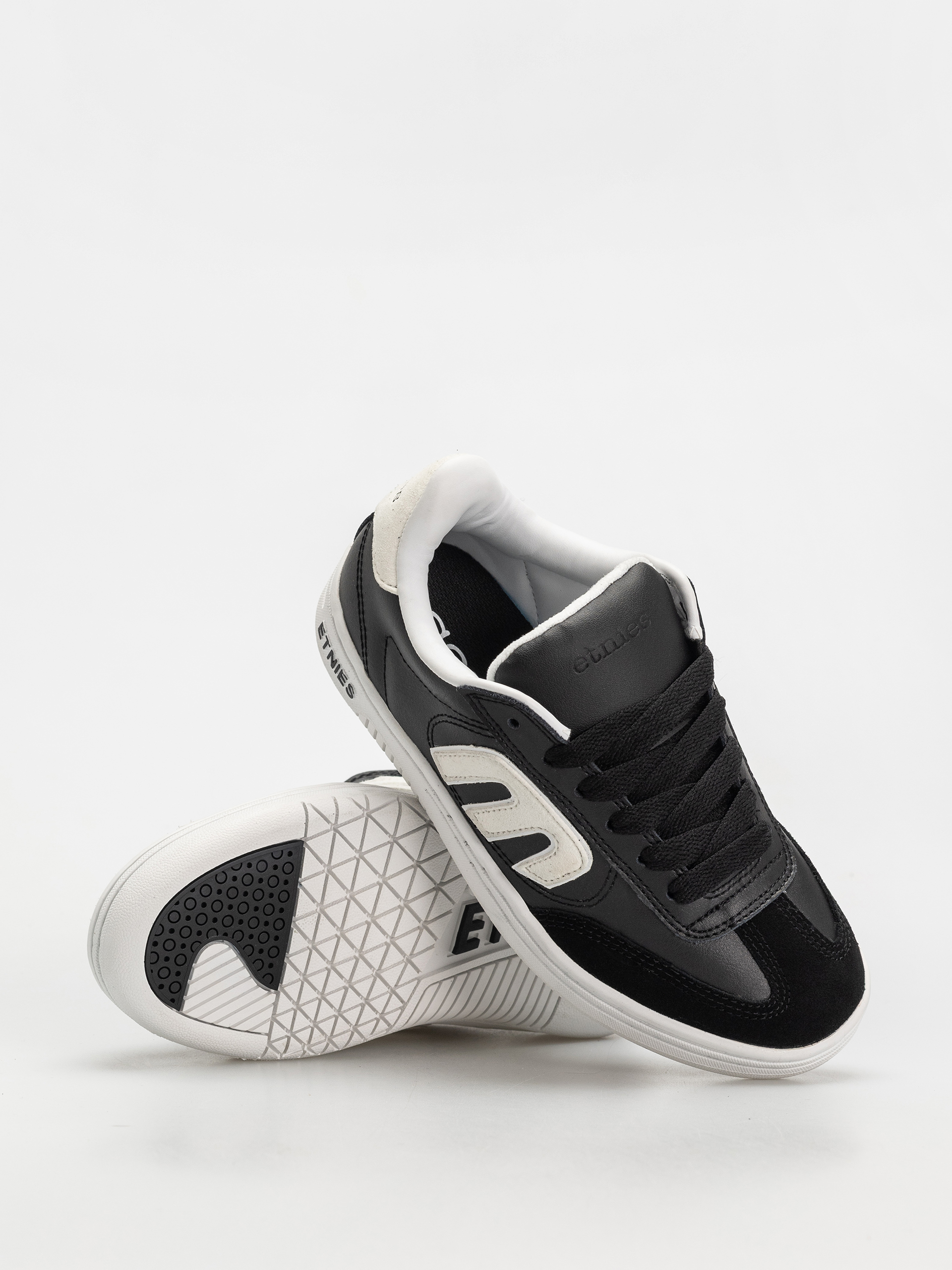 Boty Etnies Locut (black/white/white)