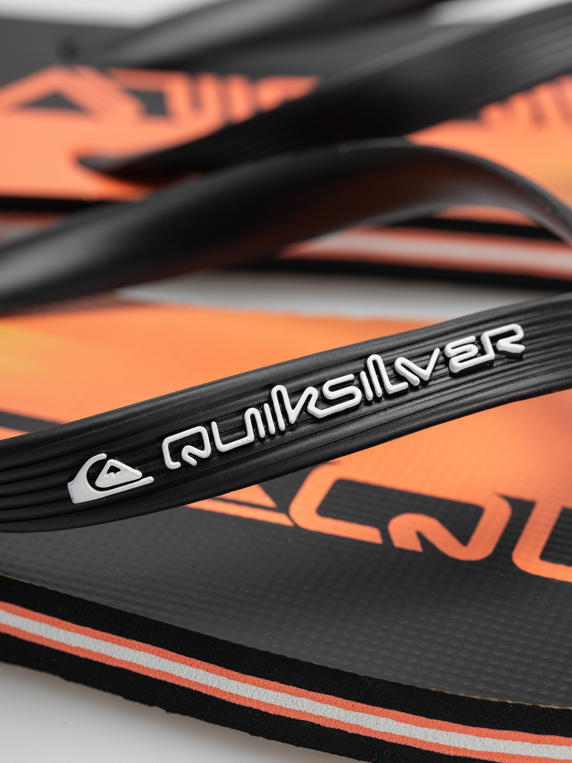 Plážovky Quiksilver Molokai Art 25 (fiery coral wordblock)