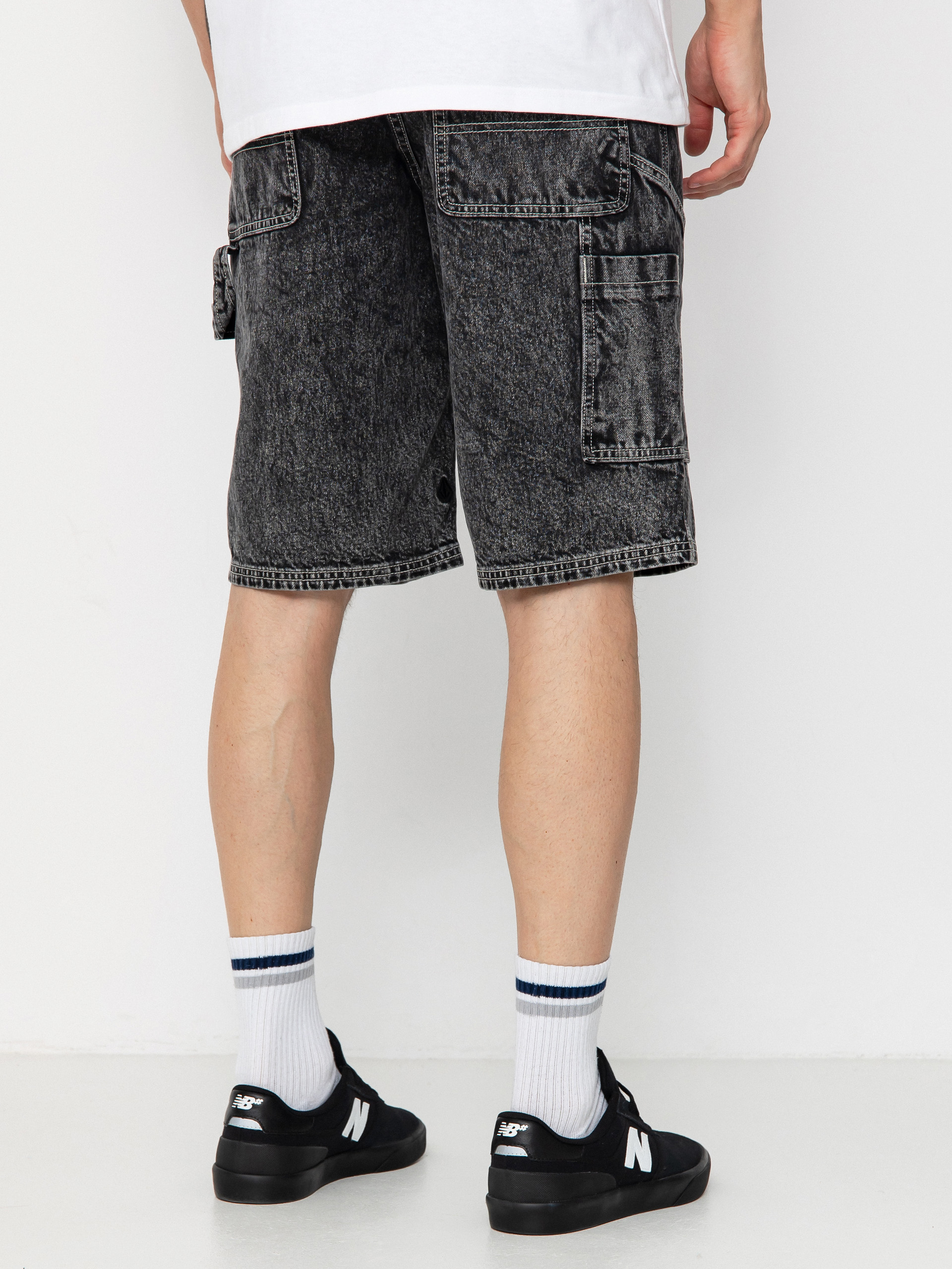 Kraťasy Volcom Labored Utility (light acid black)