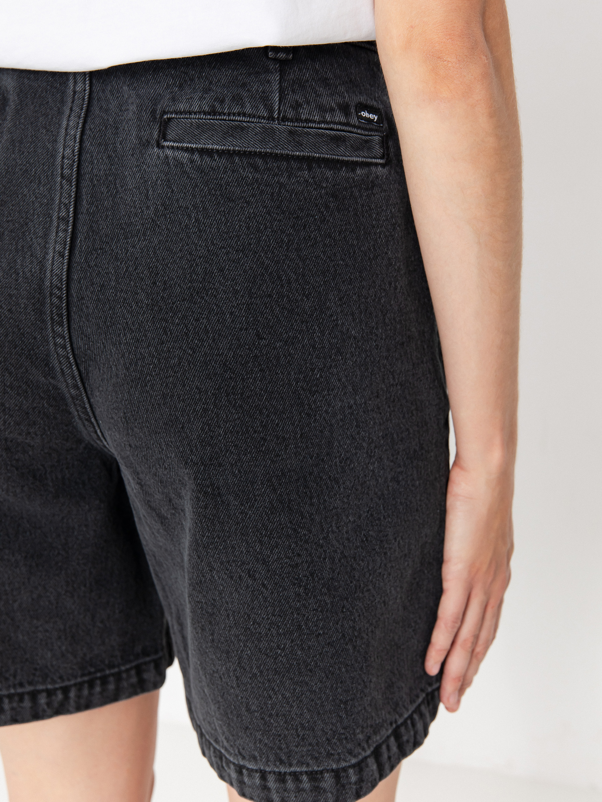 Kraťasy OBEY Eli II Denim Pleated Wmn (black ash)