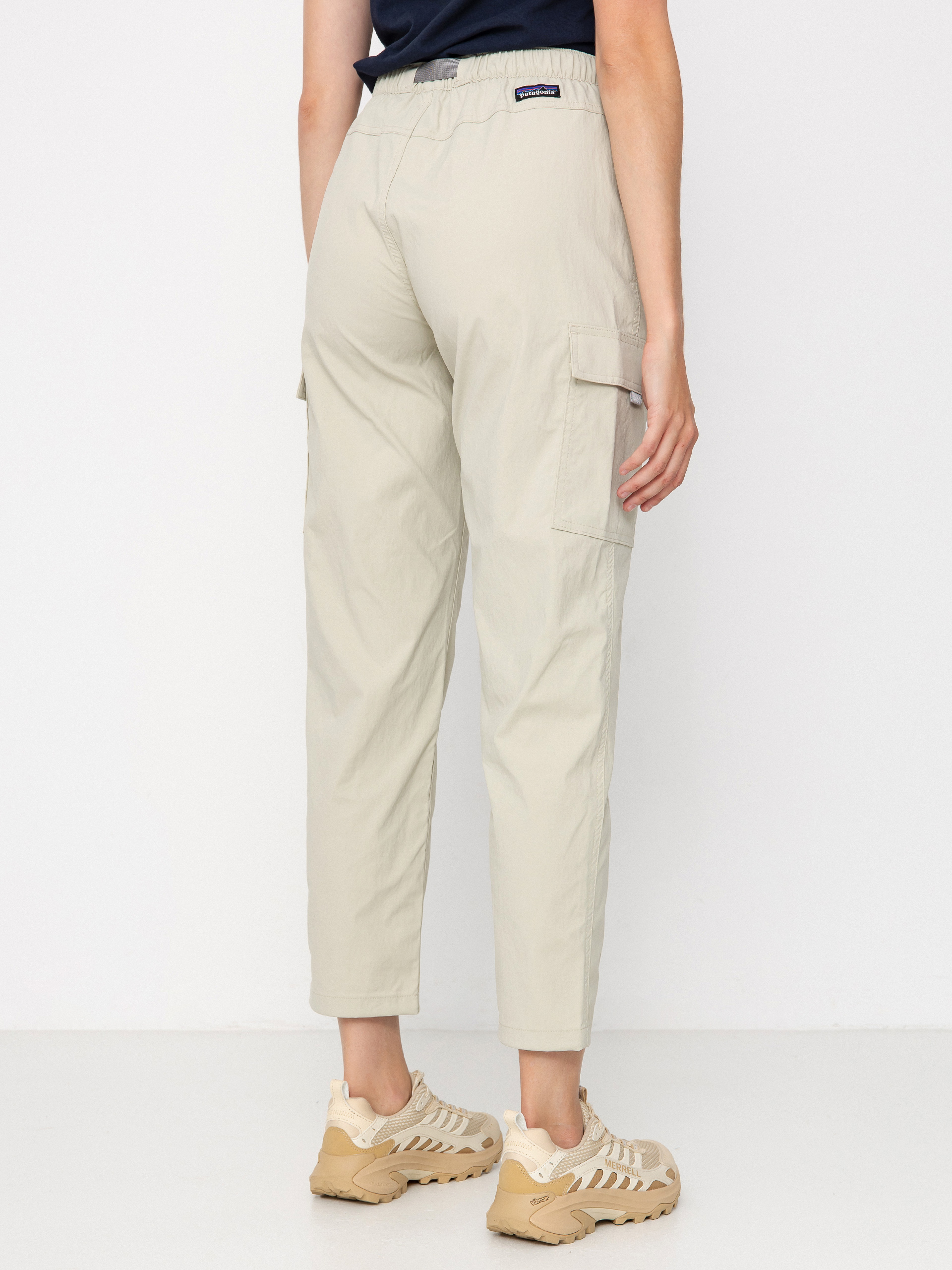 Kalhoty Patagonia Outdoor Everyday Cargo Wmn (pelican)