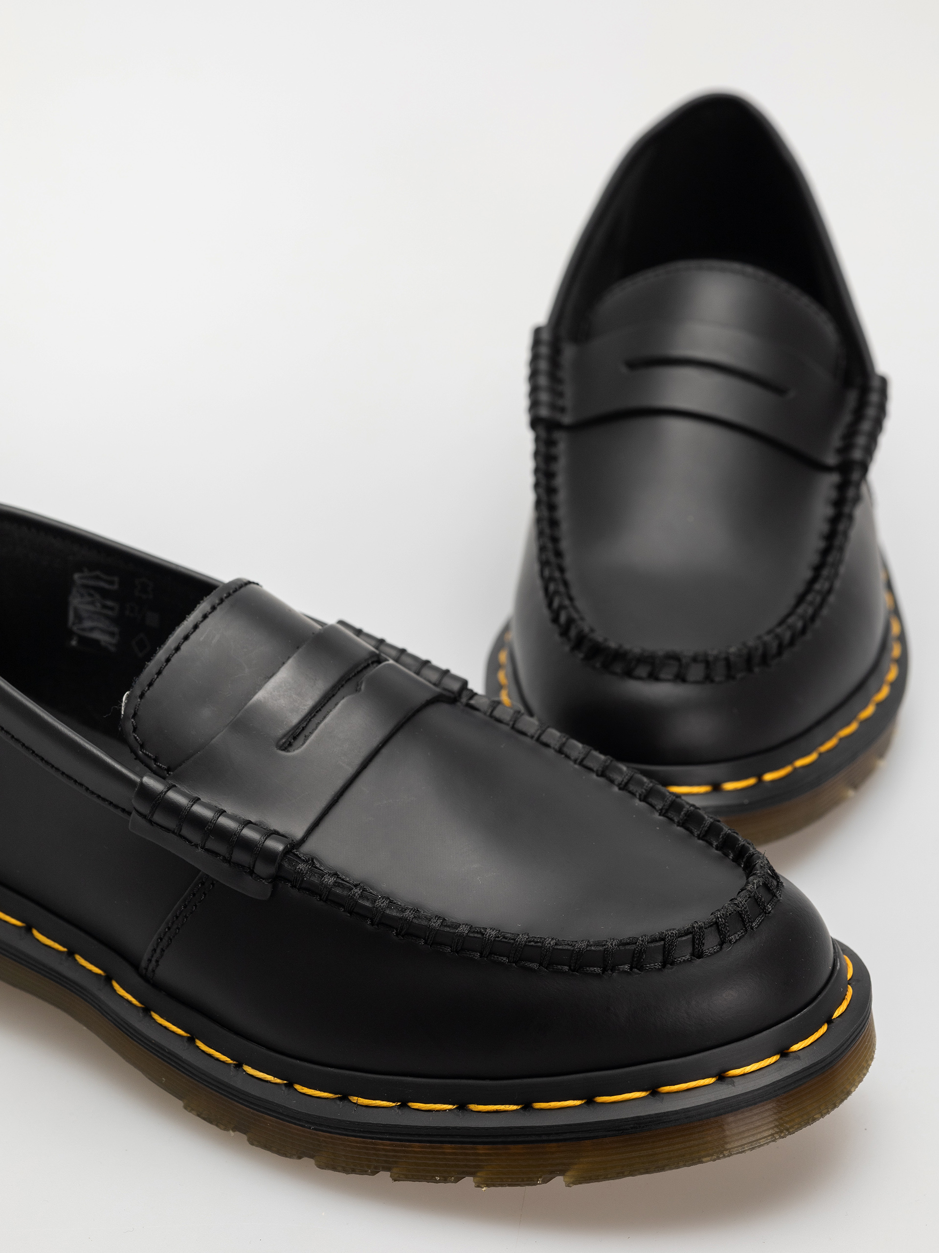Boty Dr. Martens Penton (black)