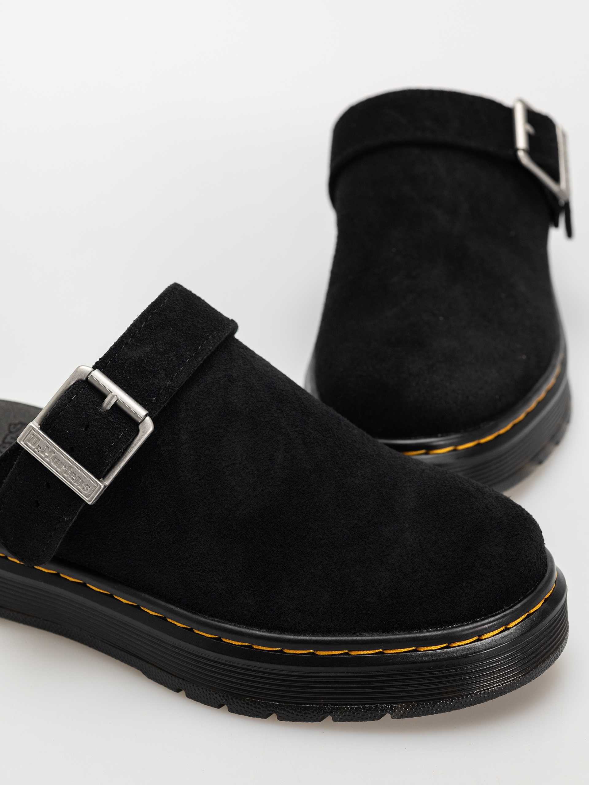 Boty Dr. Martens Brookline Mule (black bronx suede)