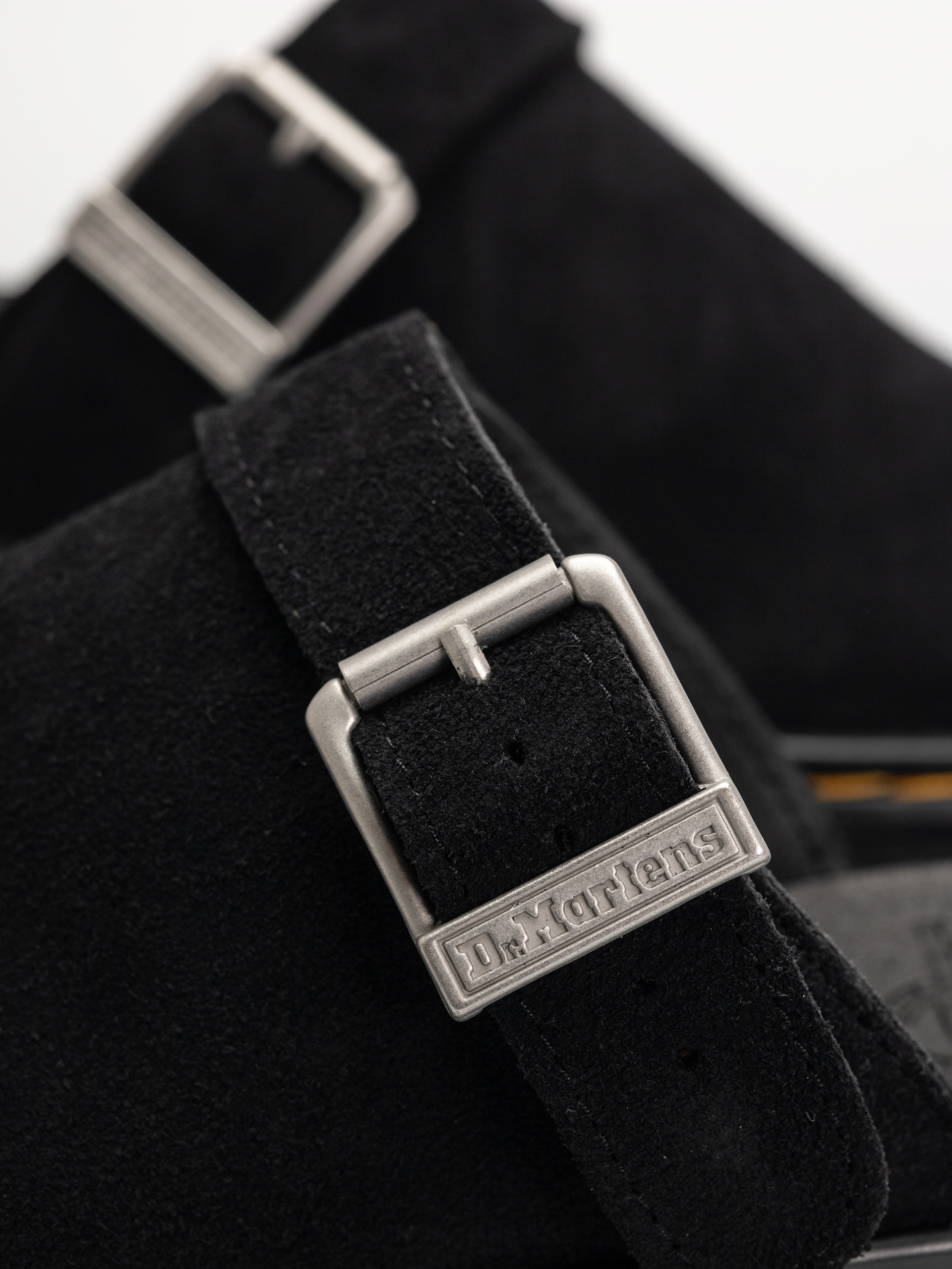 Boty Dr. Martens Brookline Mule (black bronx suede)