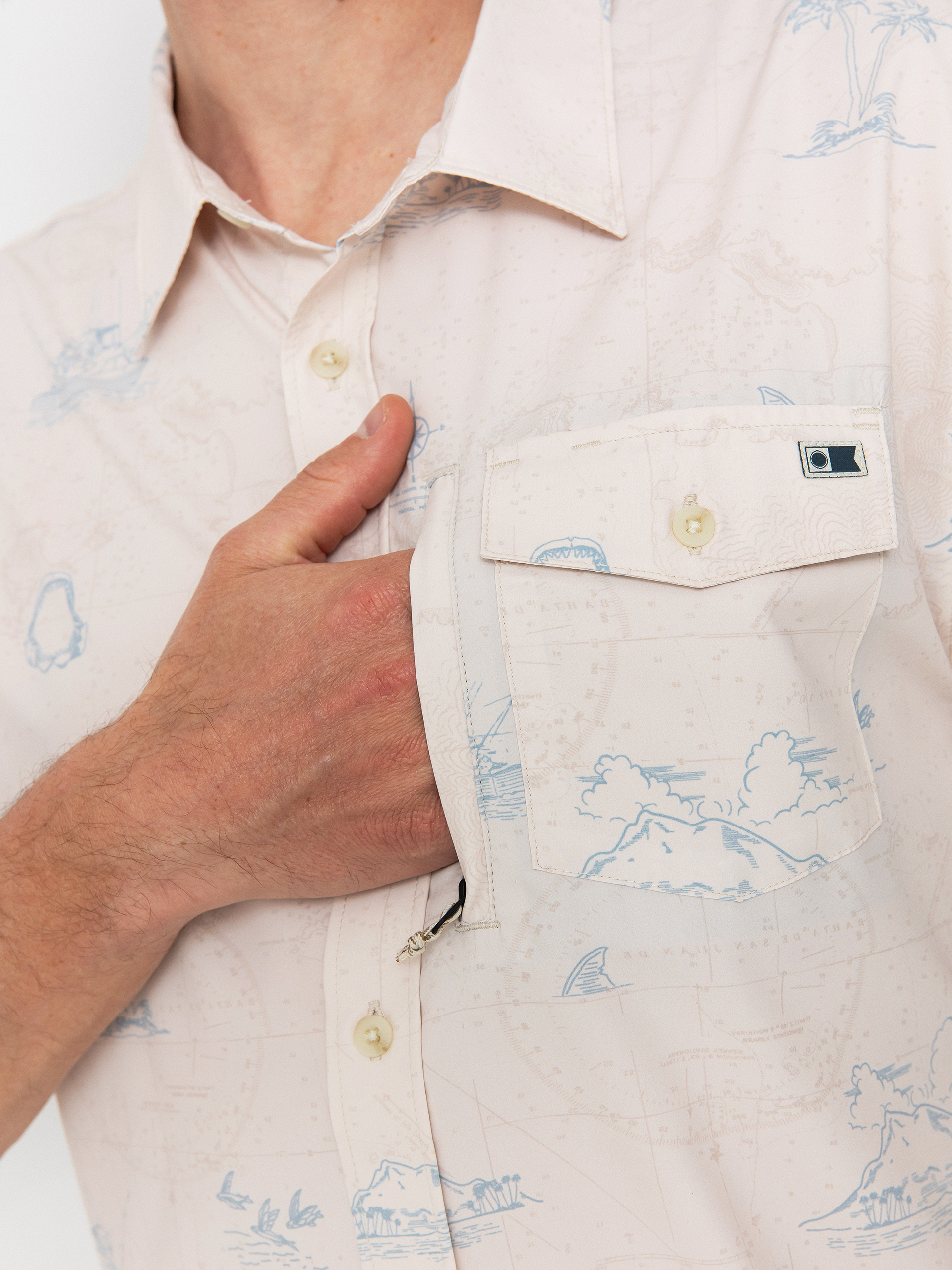 Košile Salty Crew Helmsman Uv Button Up (oyster)