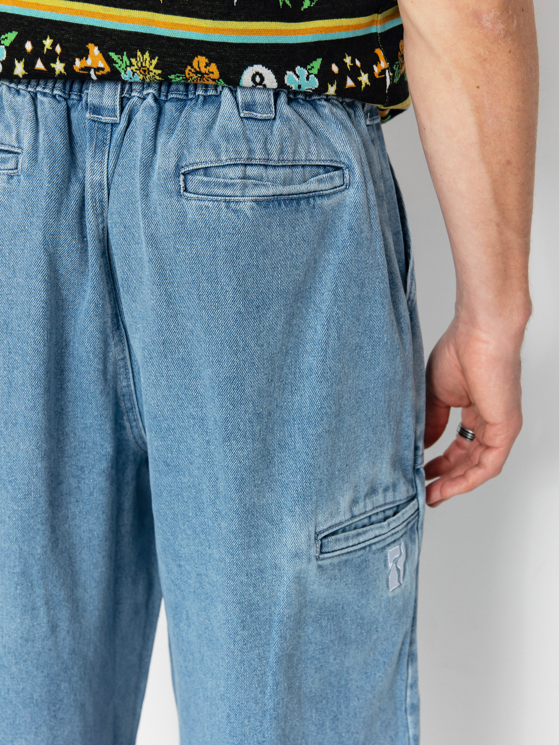 Kalhoty Poetic Collective Painter (light denim wash)