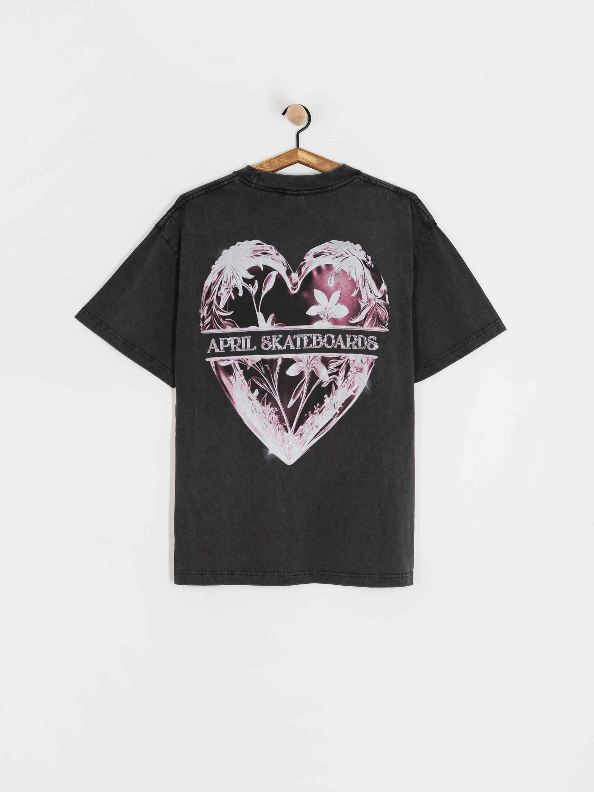Tričko April Skateboards Heart (vintage black)