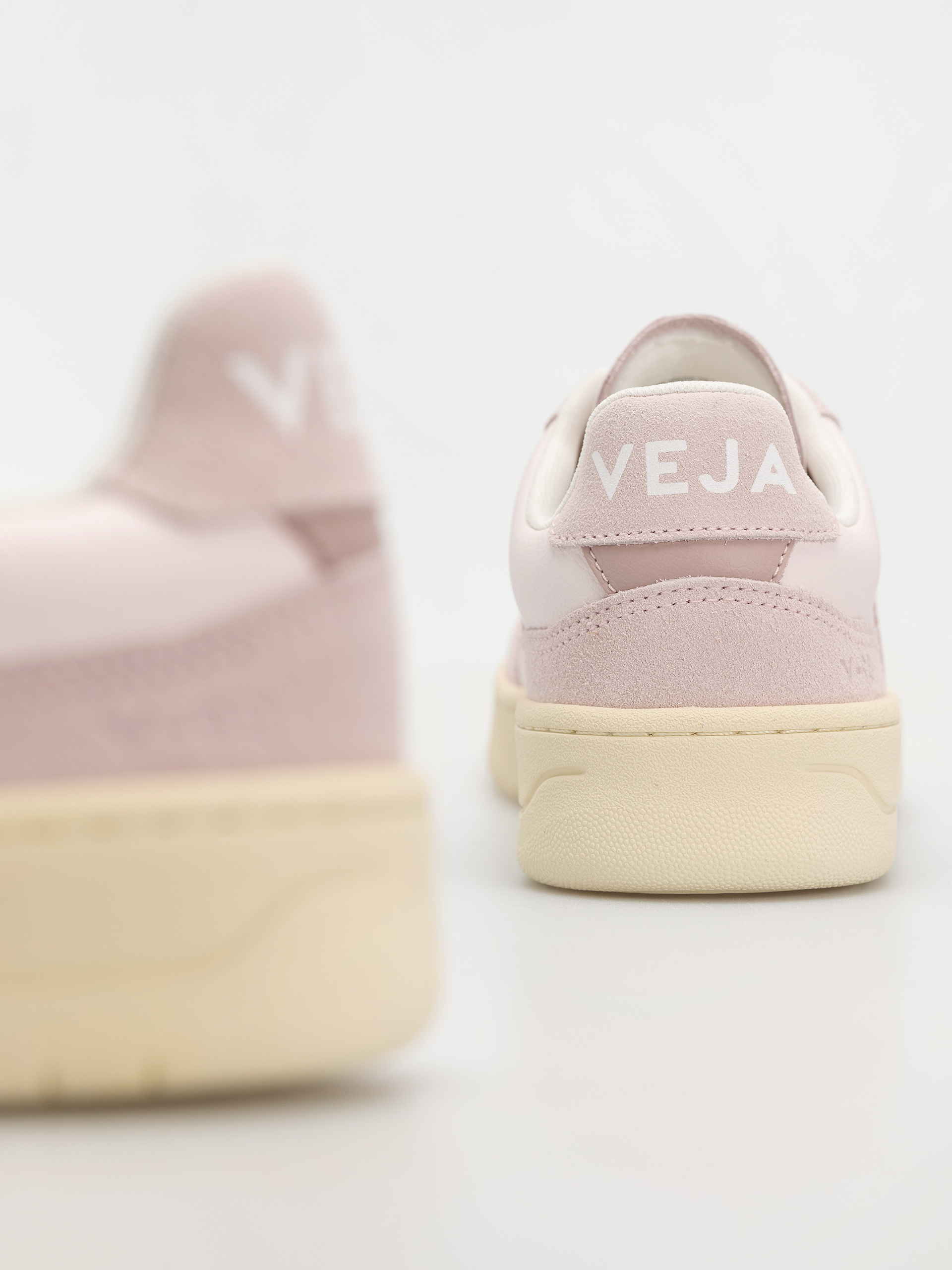 Boty Veja V-90 Wmn (lassi petale)