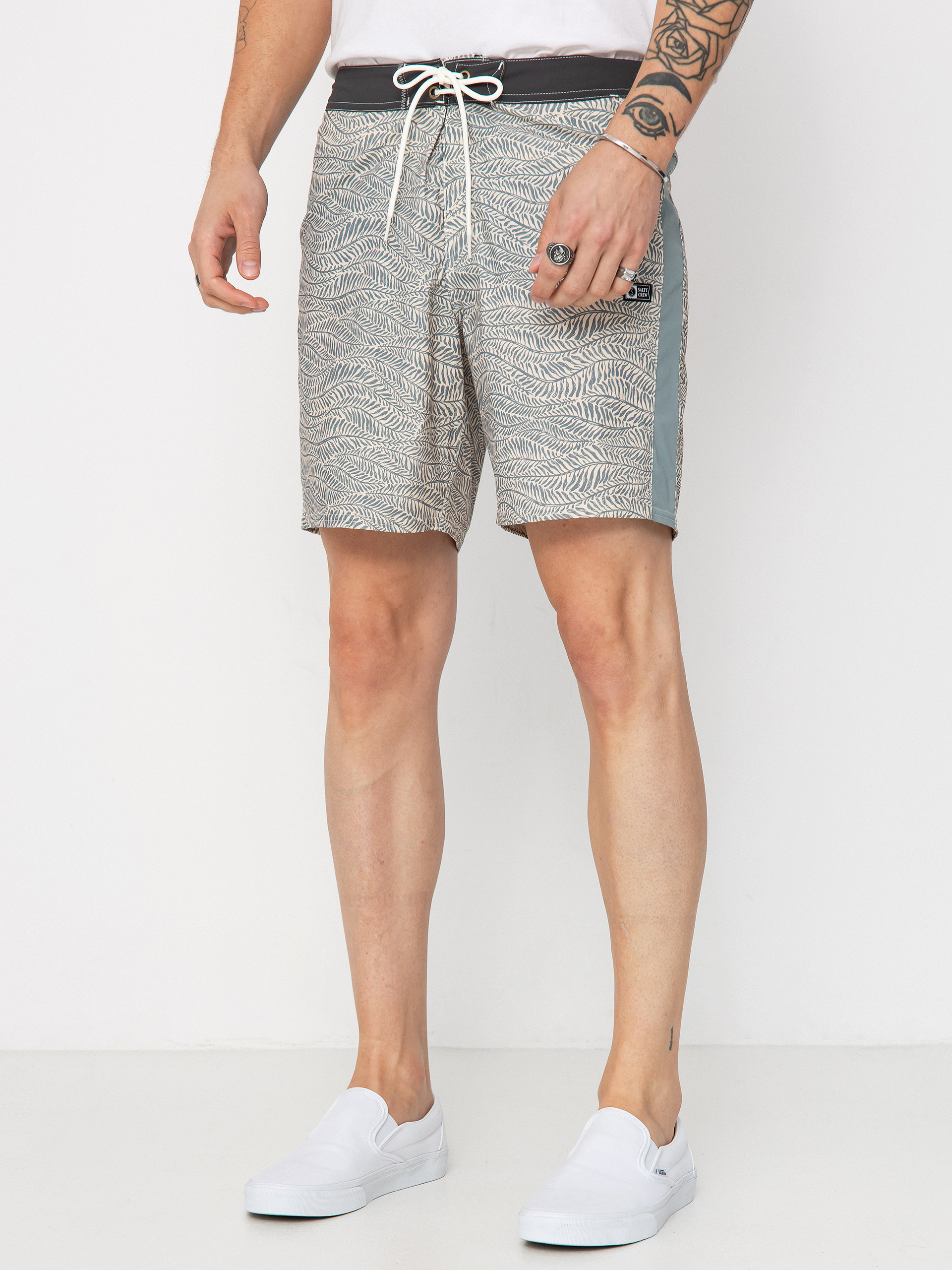 Plážové kraťasy Salty Crew Channel