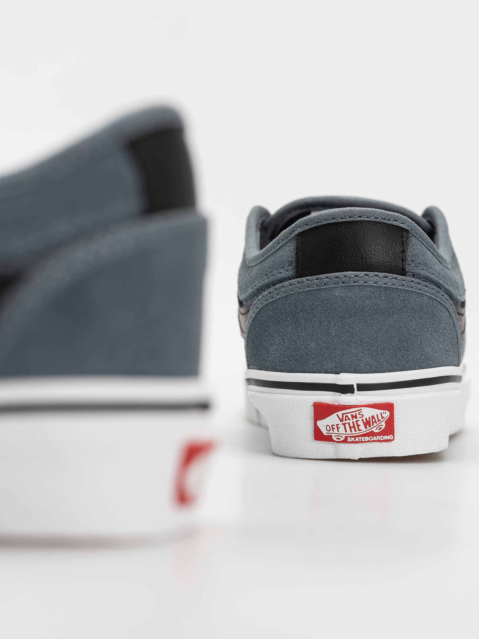 Boty Vans Skate Chukka Low Sidestripe (black/slate blue)