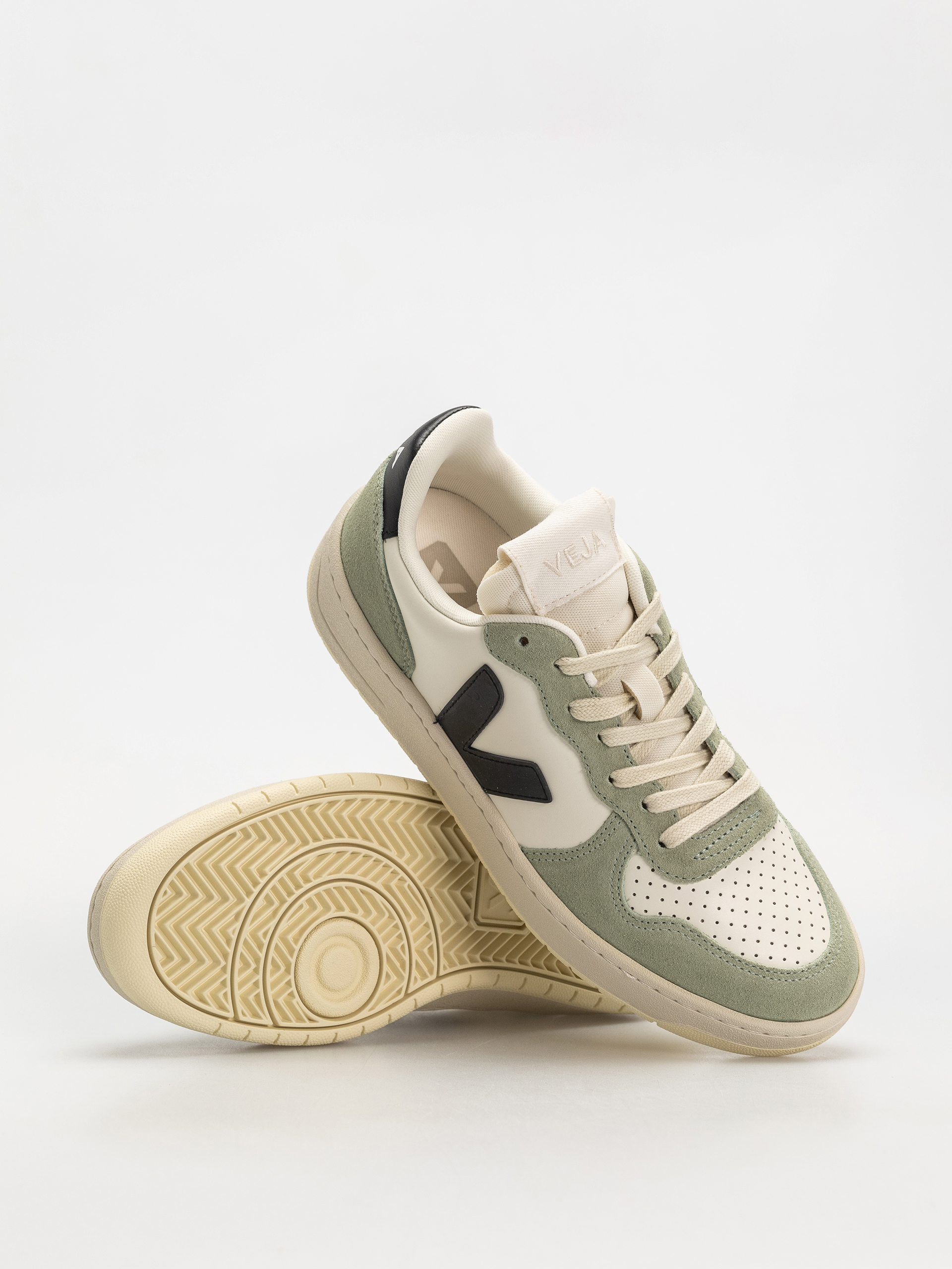 Boty Veja V-10 Wmn (pure black clay)