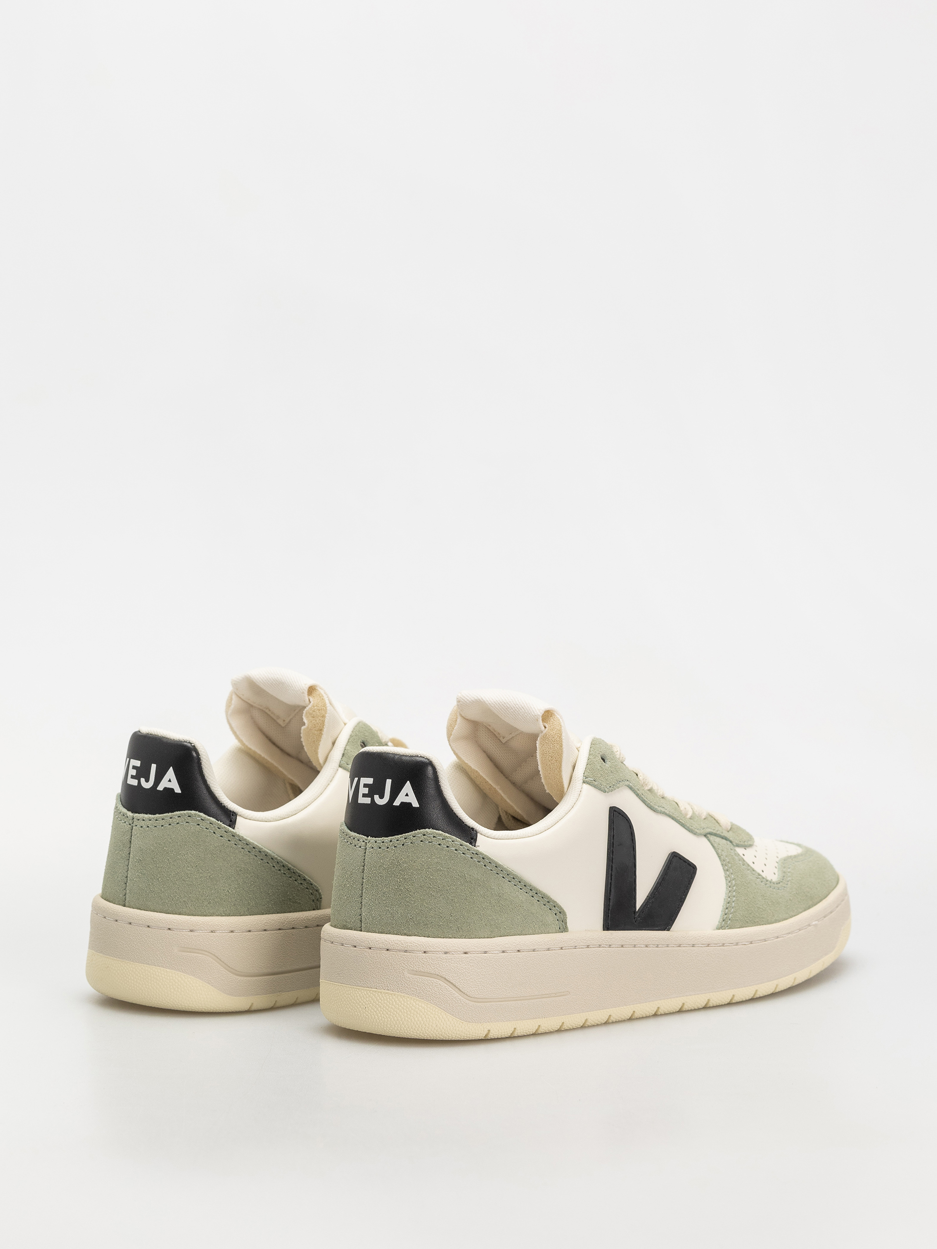 Boty Veja V-10 Wmn (pure black clay)