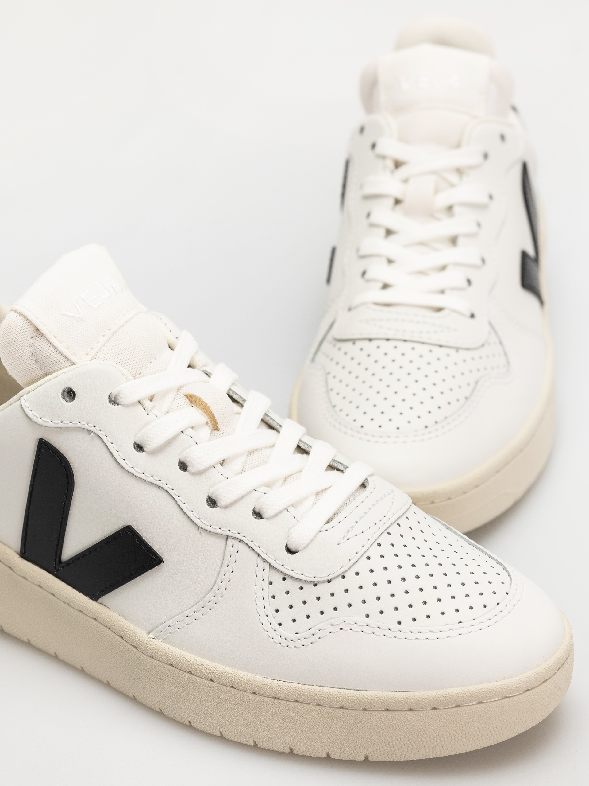 Boty Veja V-10 Wmn (extra white black)